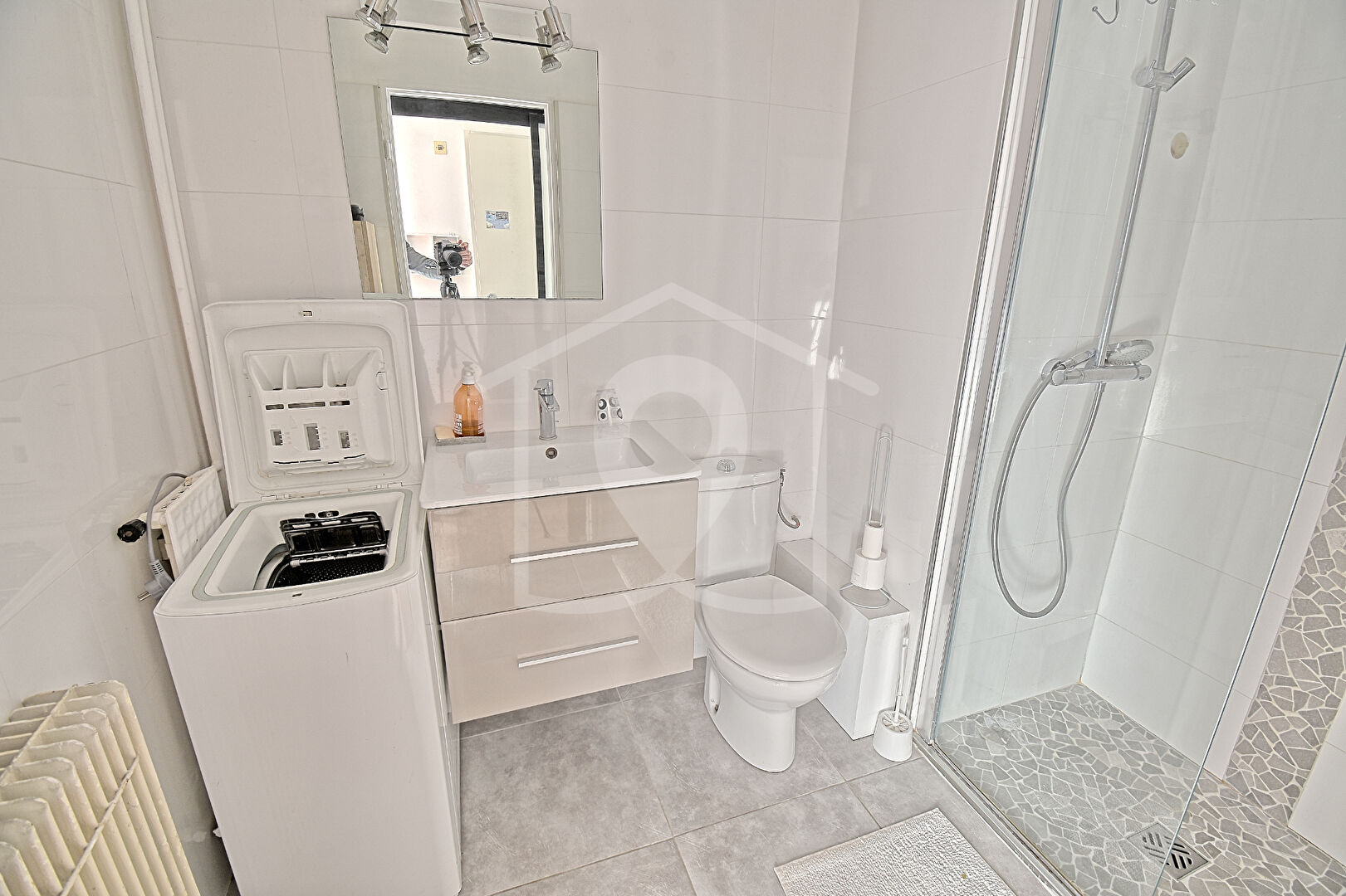 Photo Studio Meublé avec terrasse - Vue panoramique image 6/6