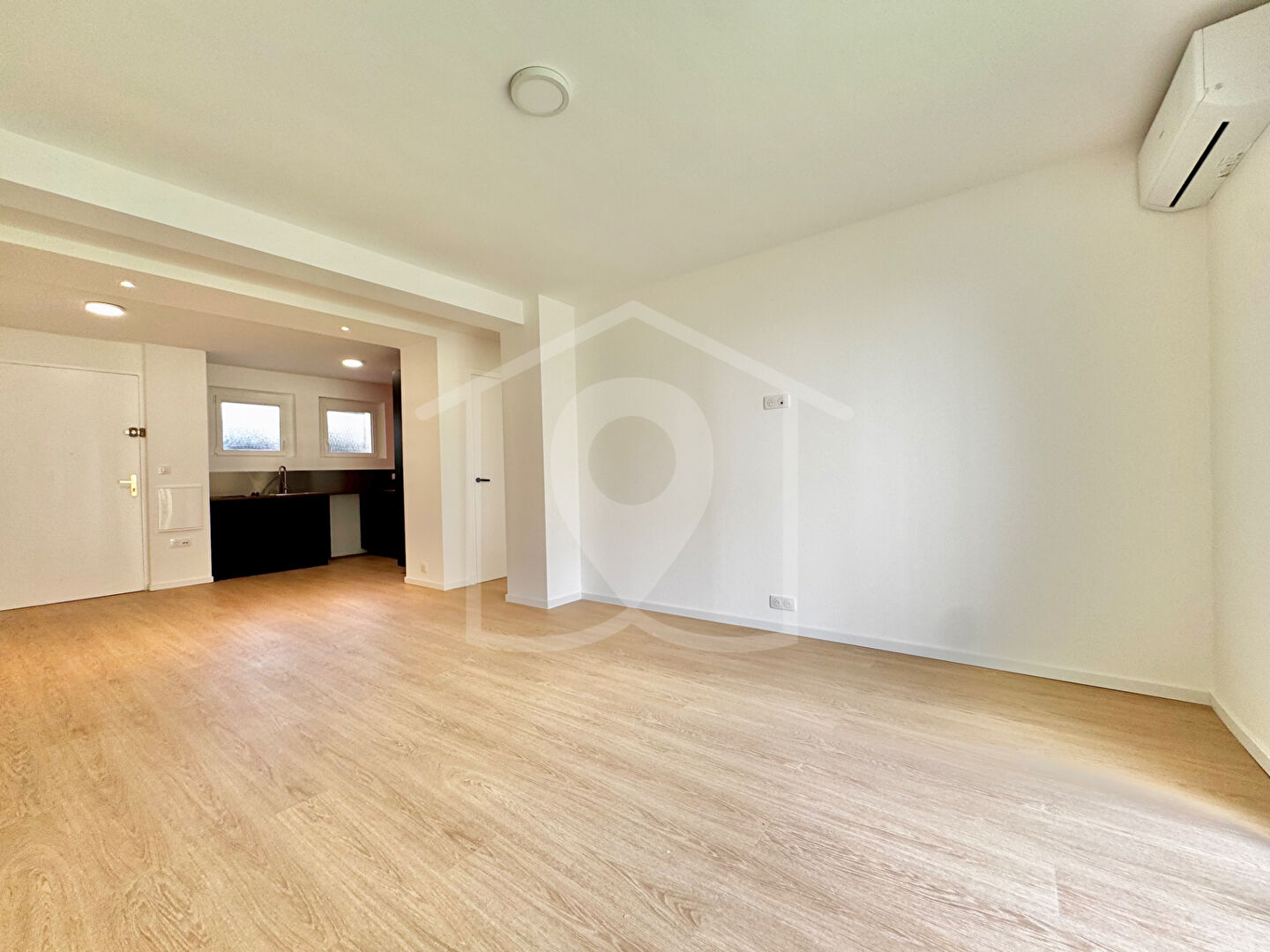 Photo Cannes secteur Hopital 2 P 48 m2 refait a neuf image 5/6