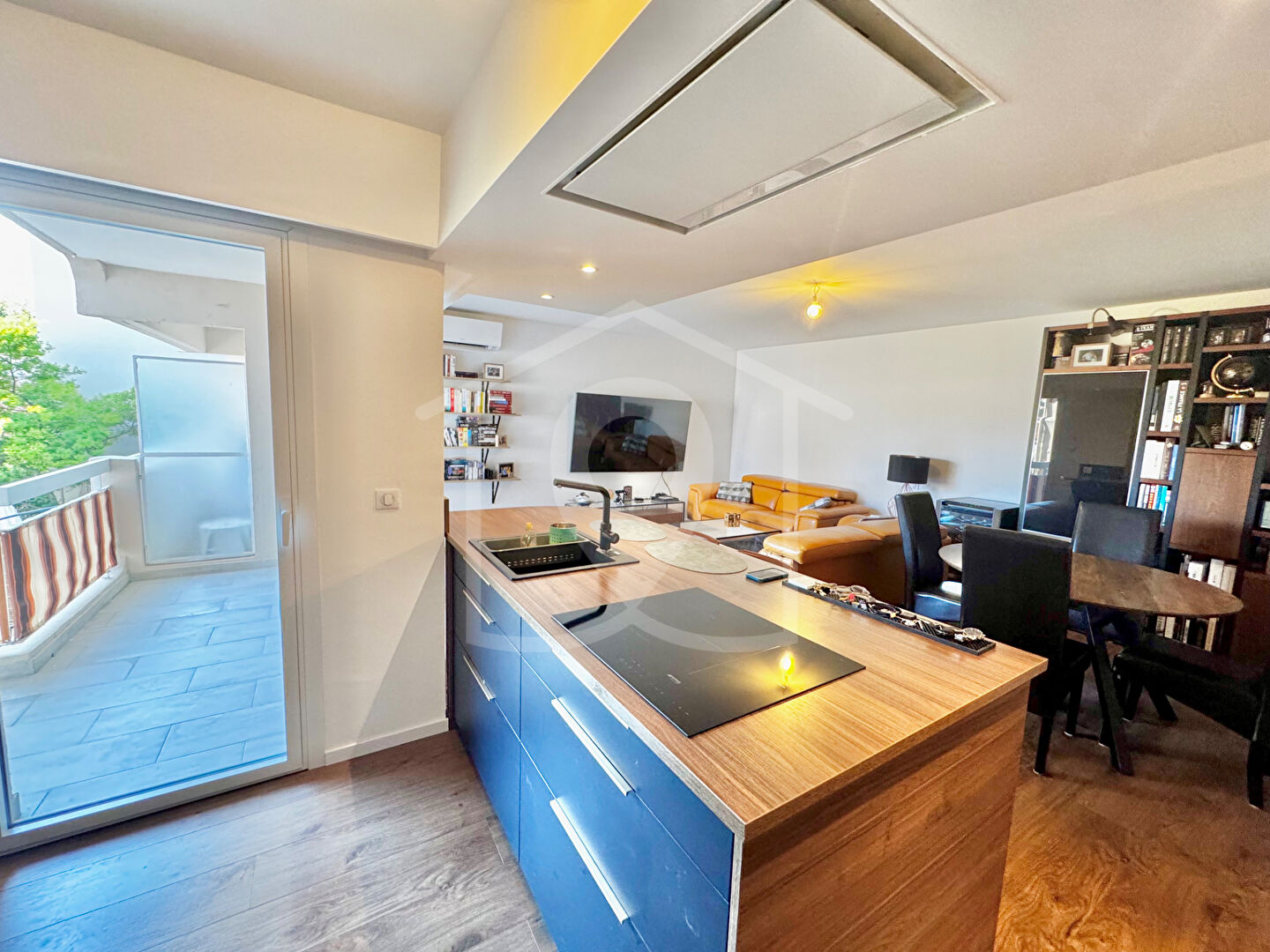 Photo Vallauris - 3P de 72 m² - Cave image 1/6