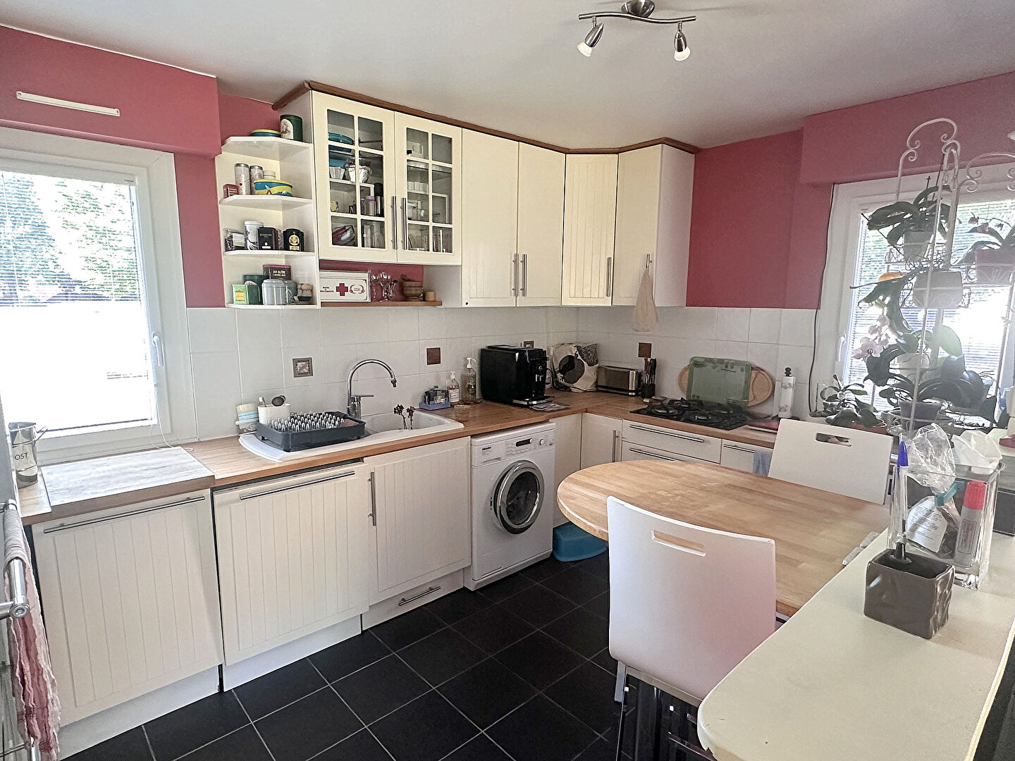 Photo 3 pièces 69 m2 avec terrasse de 30 m² au calme absolu image 2/6