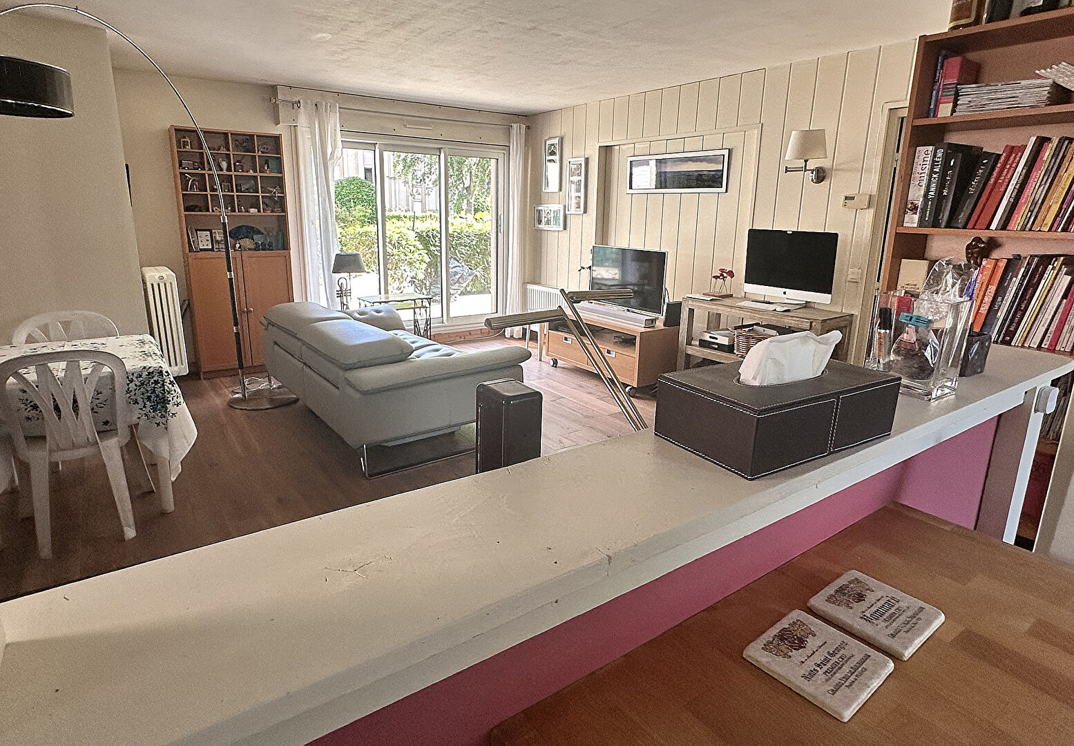 Photo 3 pièces 69 m2 avec terrasse de 30 m² au calme absolu image 3/6