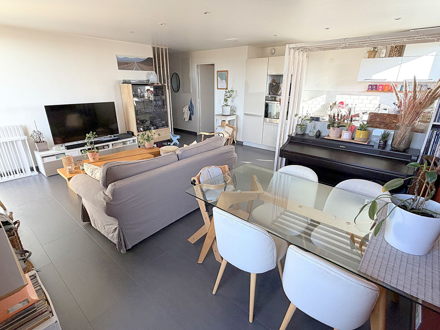 Photo 3 pièces 72 m2 parfait état Gare et Centre à pied. image 2/6