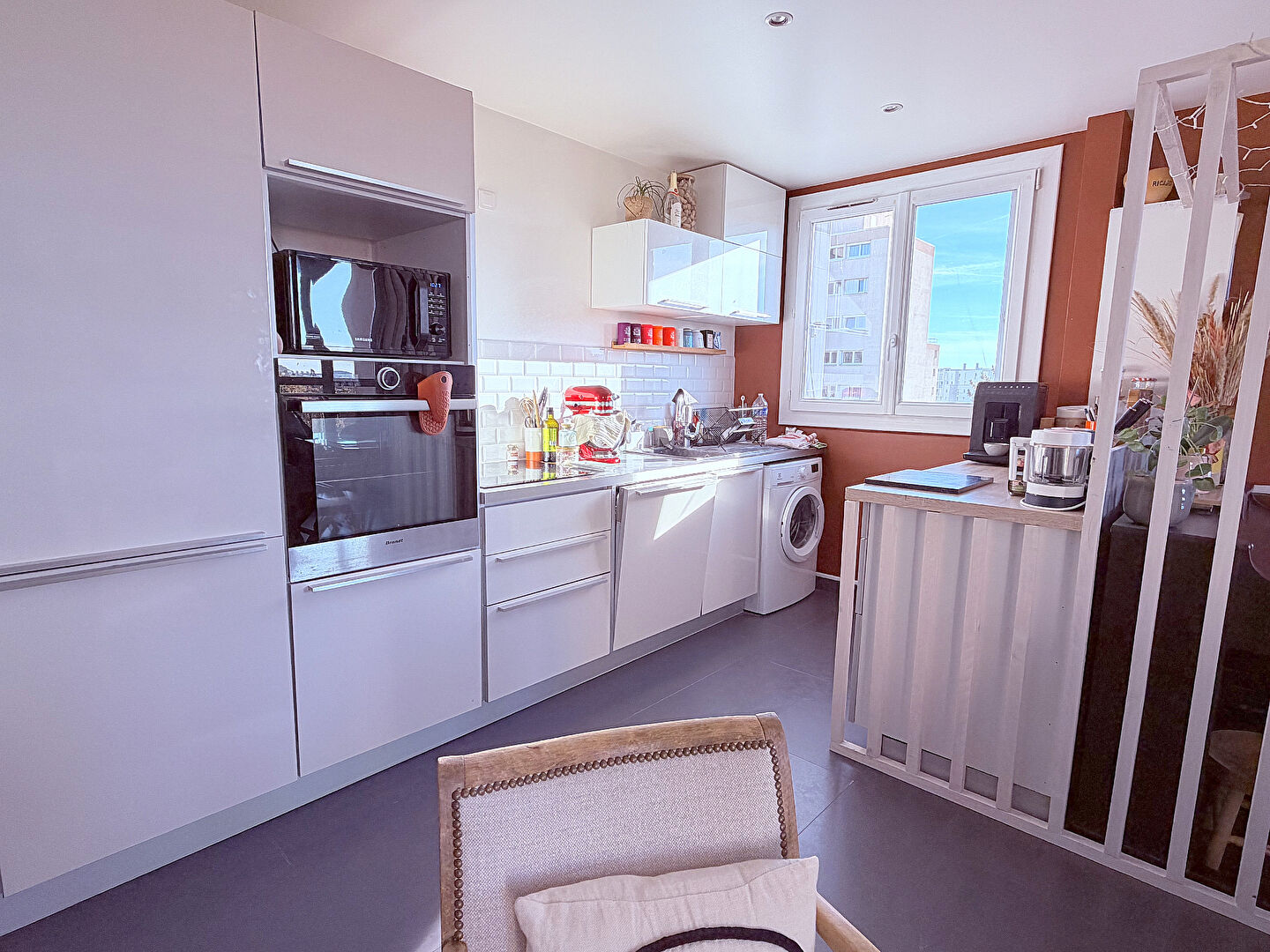 Photo 3 pièces 72 m2 parfait état Gare et Centre à pied. image 3/6