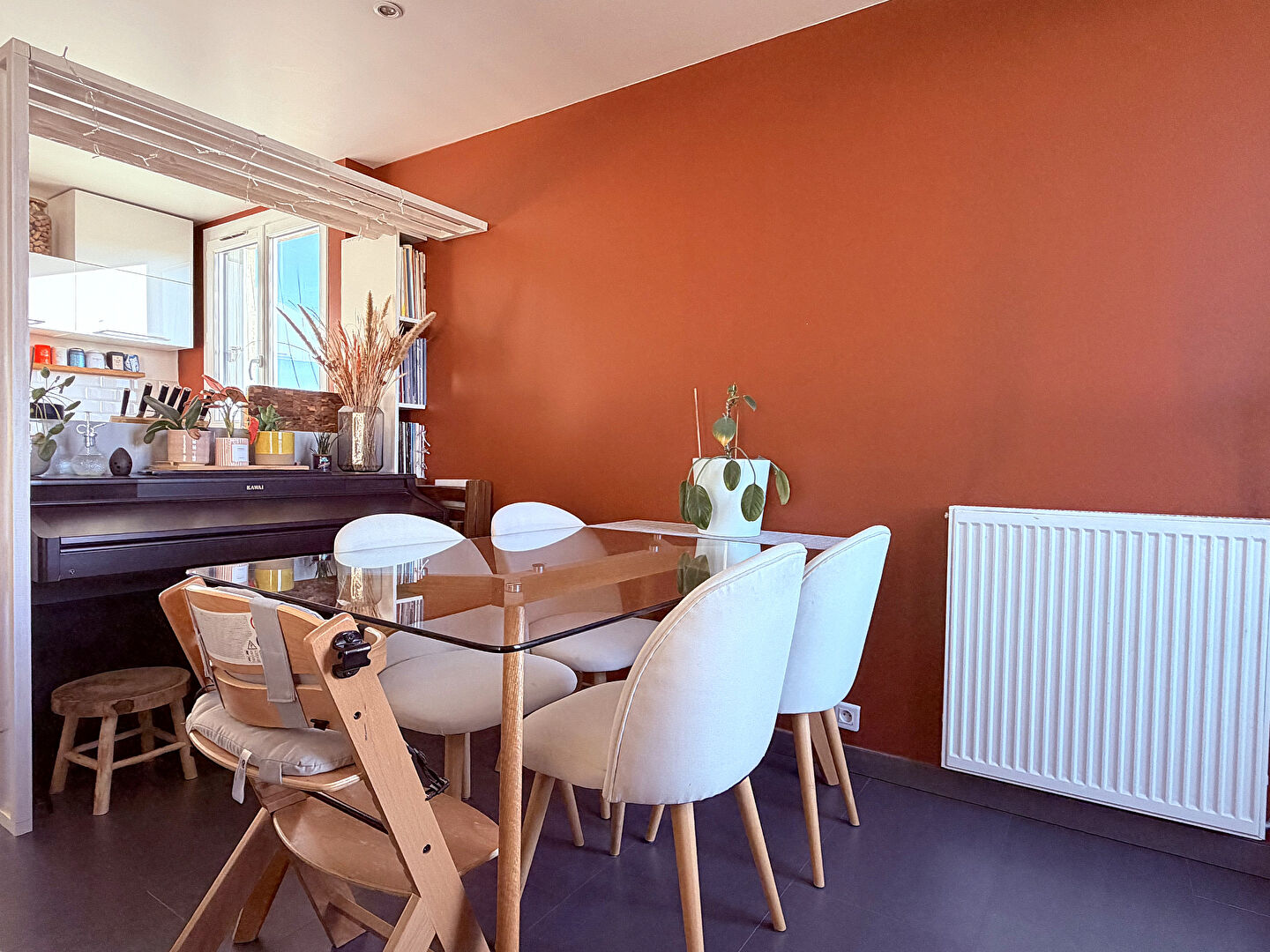 Photo 3 pièces 72 m2 parfait état Gare et Centre à pied. image 5/6