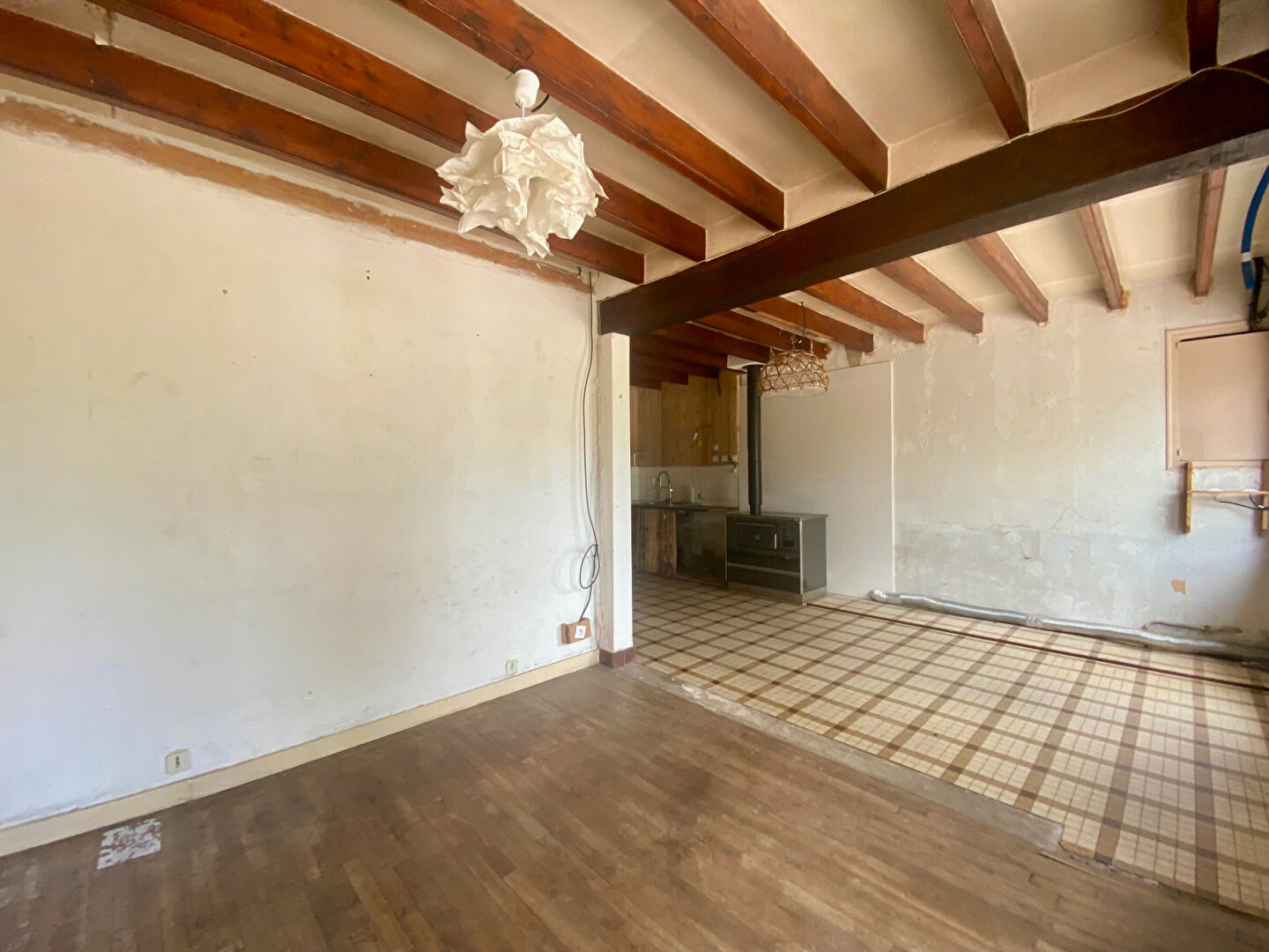 Photo Maison en pierre 2 CH + grenier aménageable -Hangar terrain d'environ 1000 m² image 2/6