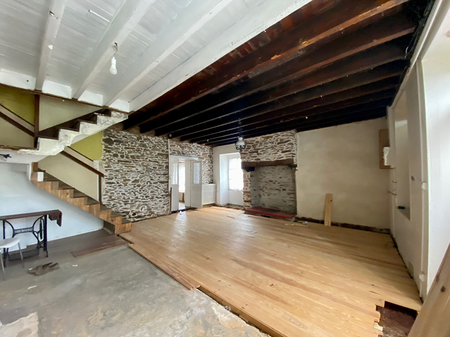 Photo Maison  à rénover 6 pièce(s) 200 m2 terrain 340 + 1000 m² non attenant image 3/6