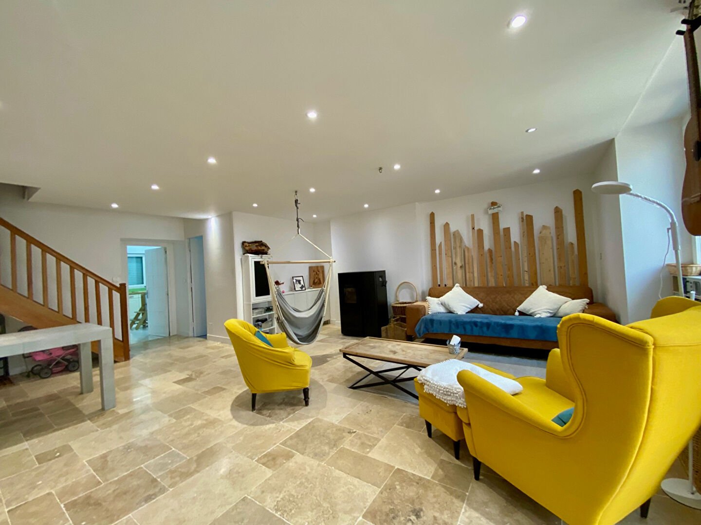 Photo Maison d'envrion 92 m² + 70 m² de dépendances sur un terrain d'environ 2500 m² image 2/6