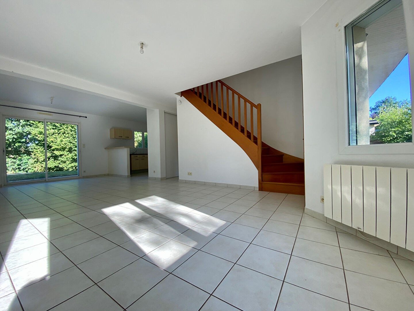 Photo Maison  5 pièce(s) 130 m² - terrain 950 m² à BEIGNON image 2/6