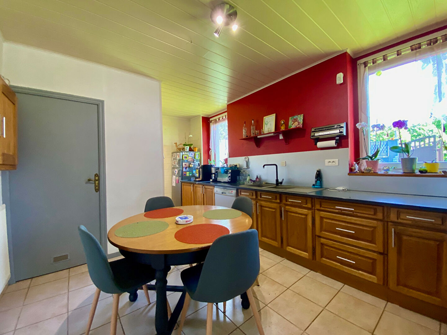 Photo longère indépendante de 220 m² sur un terrain de 2150 m² image 5/6