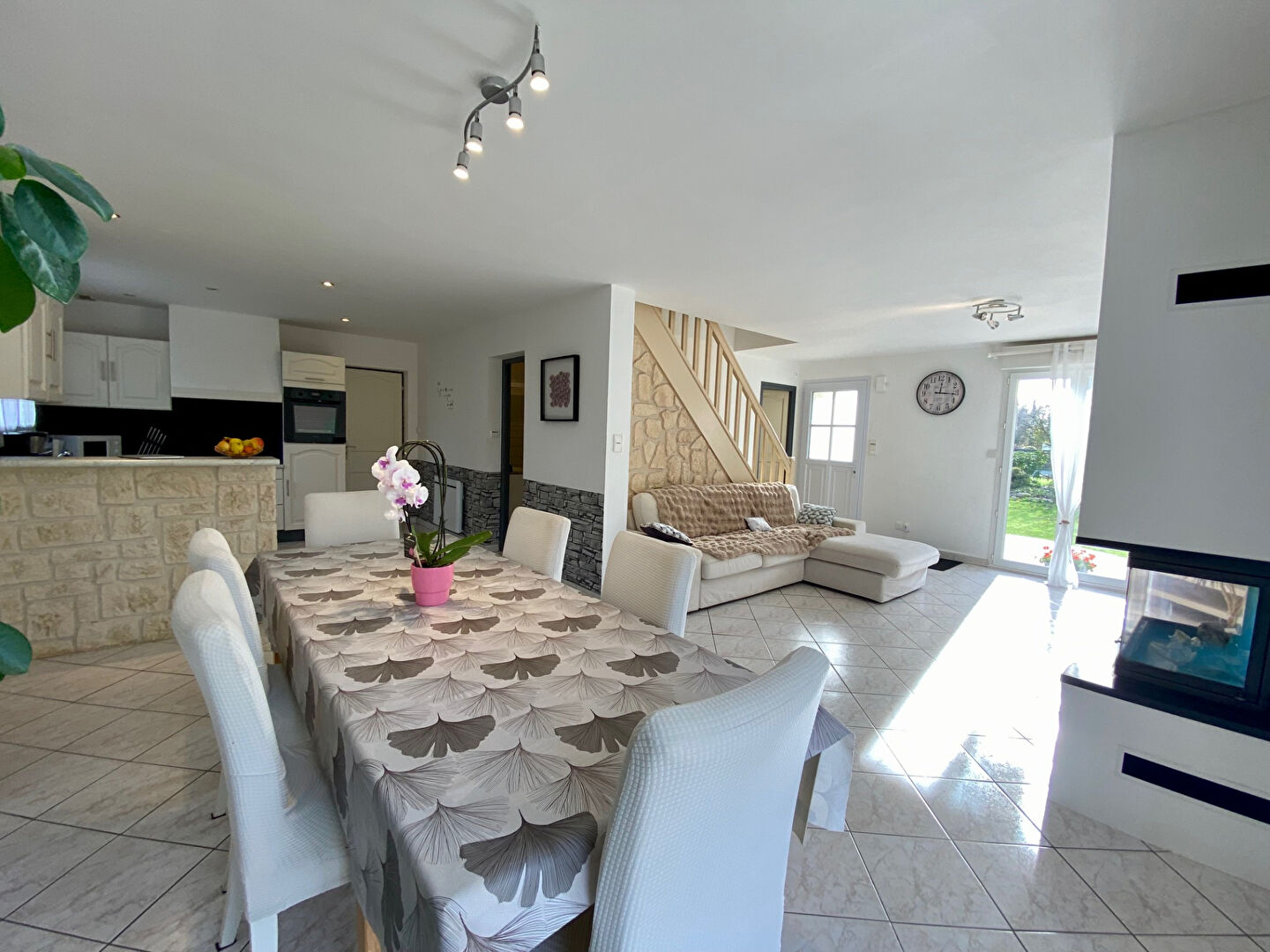 Photo Maison 150 m² sur un terrain de 4 200 m² à Concoret image 3/6