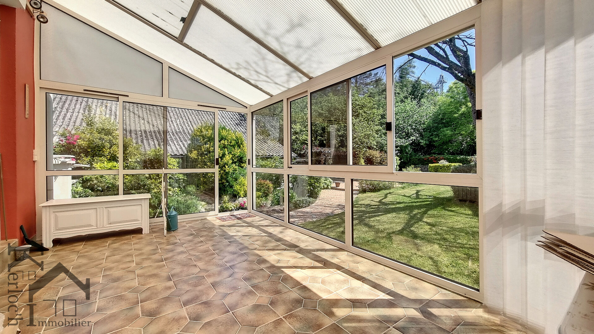 Photo Saint-Thurien, Maison avec verger et hangar ! image 3/6