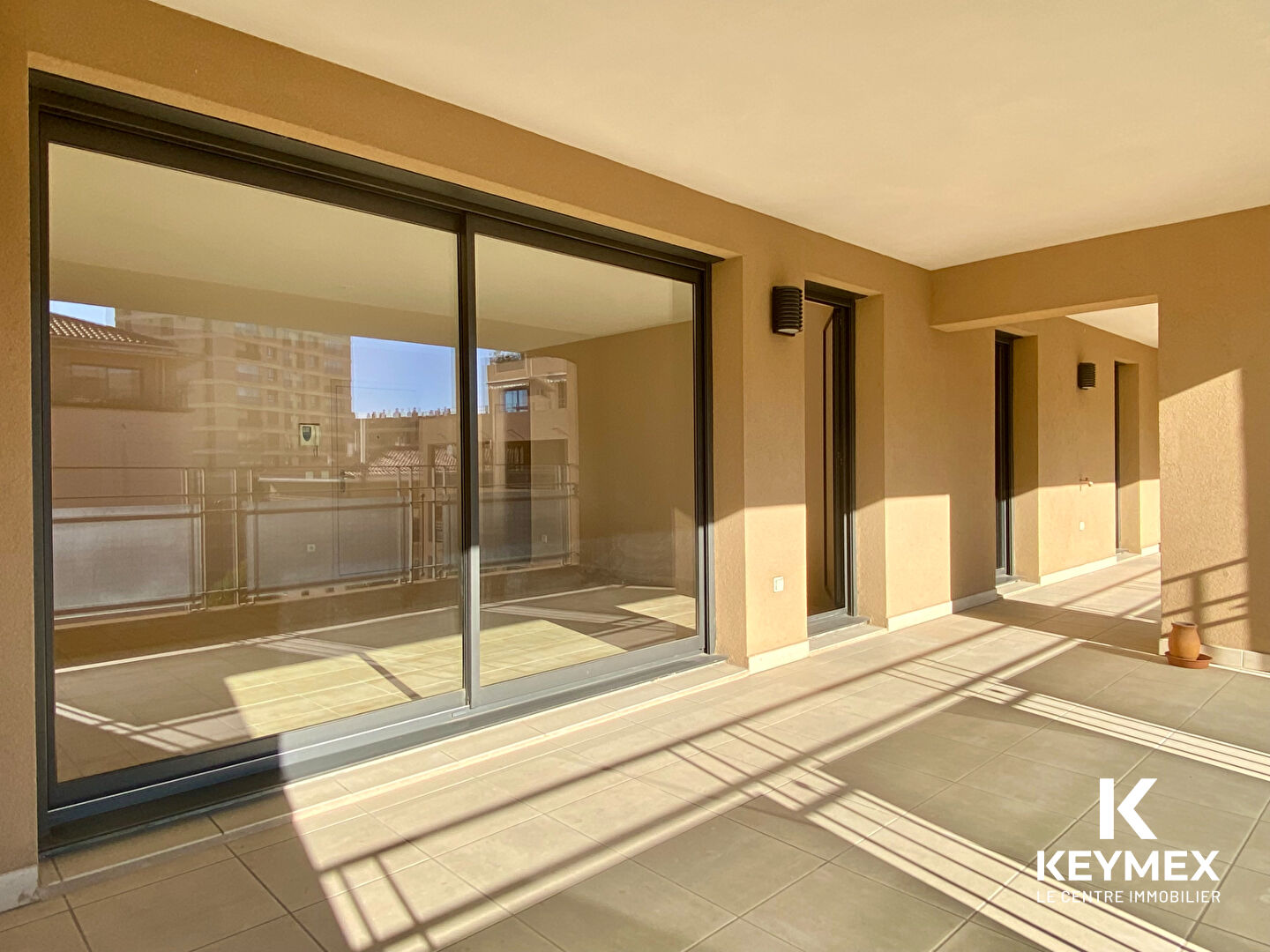 Appartement standing de 86 m2 aux Allées à Aix En Provence 3 pièces