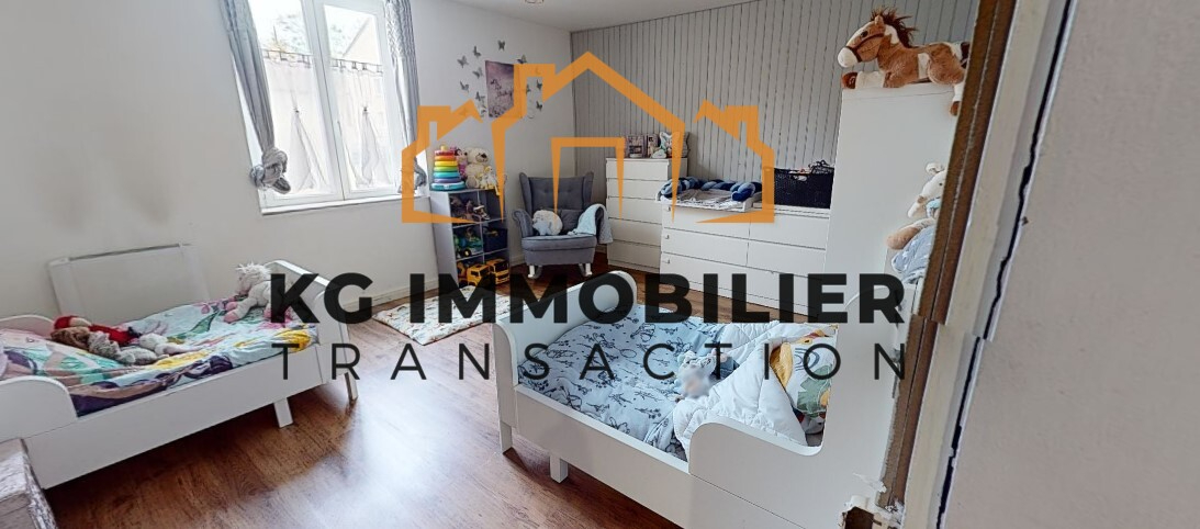 Photo Immeuble d'Investissement - Opportunité Rentable à Courcelles-Chaussy ! image 2/6
