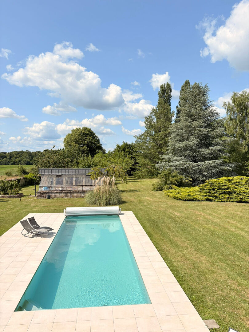 Photo Maison de maître 9 pièce(s) 350 m2 image 3/6
