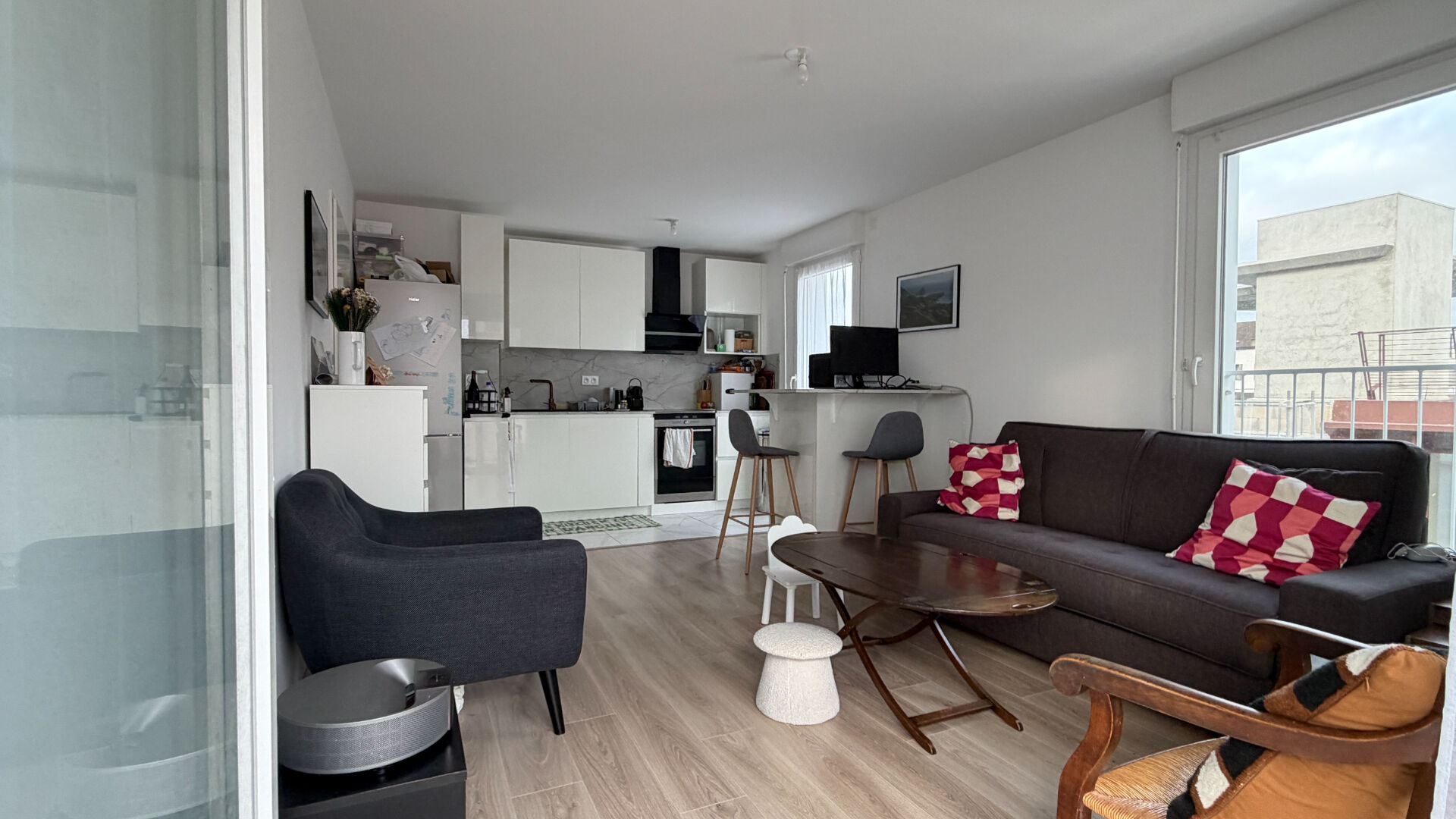 Gentilly 3 pièces lumineux, balcon, immeuble récent.