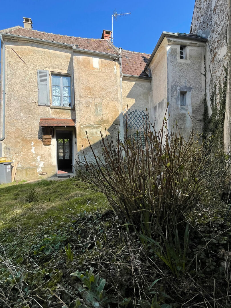 Agence immobilière de KRIS IMMOBILIER MONTREUIL Montreuil aux lions - KRIS IMMOBILIER MONTREUIL
