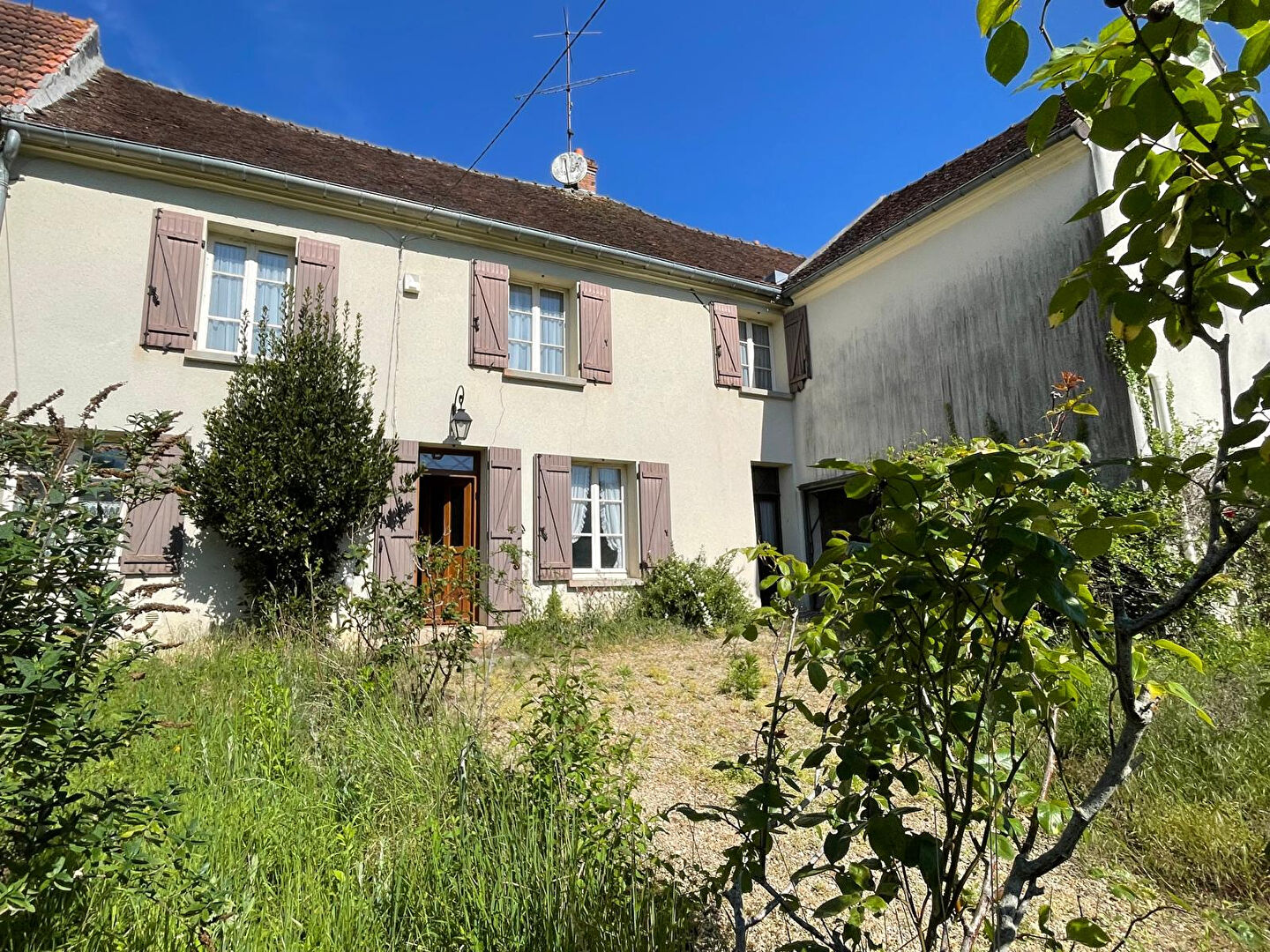 Agence immobilière de KRIS IMMOBILIER MONTREUIL Montreuil aux lions - KRIS IMMOBILIER MONTREUIL