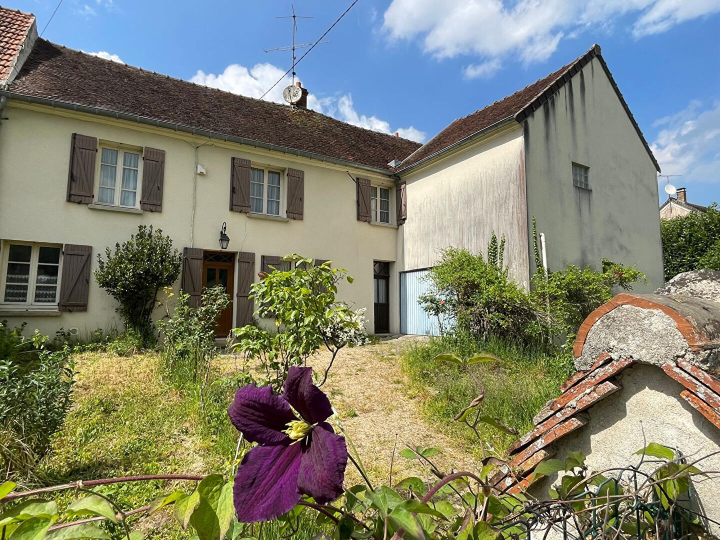 Agence immobilière de KRIS IMMOBILIER MONTREUIL Montreuil aux lions - KRIS IMMOBILIER MONTREUIL