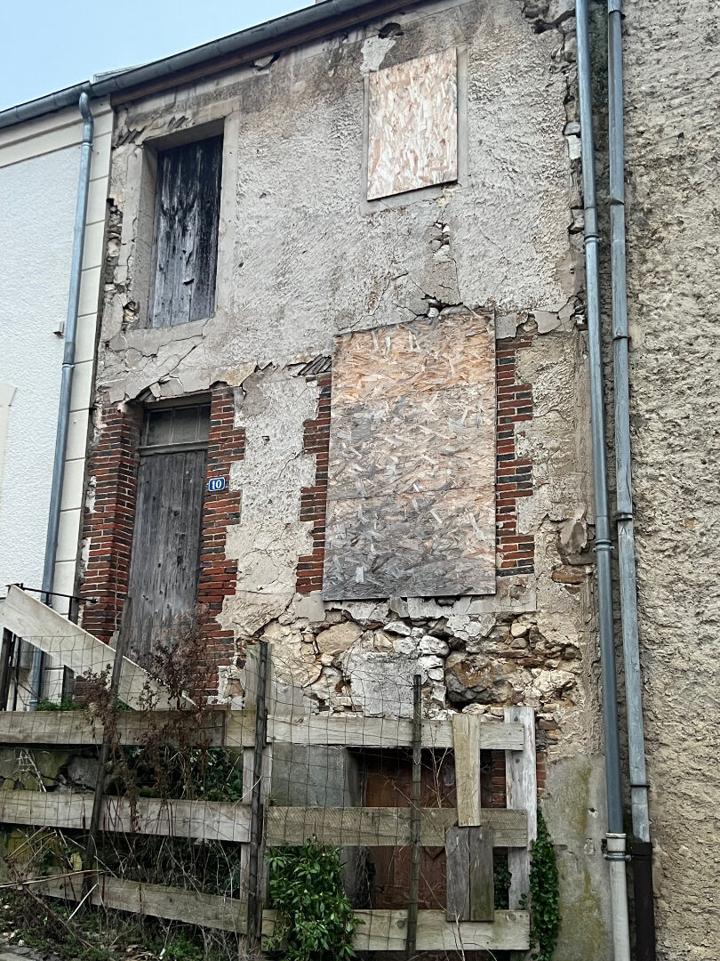 Agence immobilière de KRIS IMMOBILIER MONTREUIL Montreuil aux lions - KRIS IMMOBILIER MONTREUIL