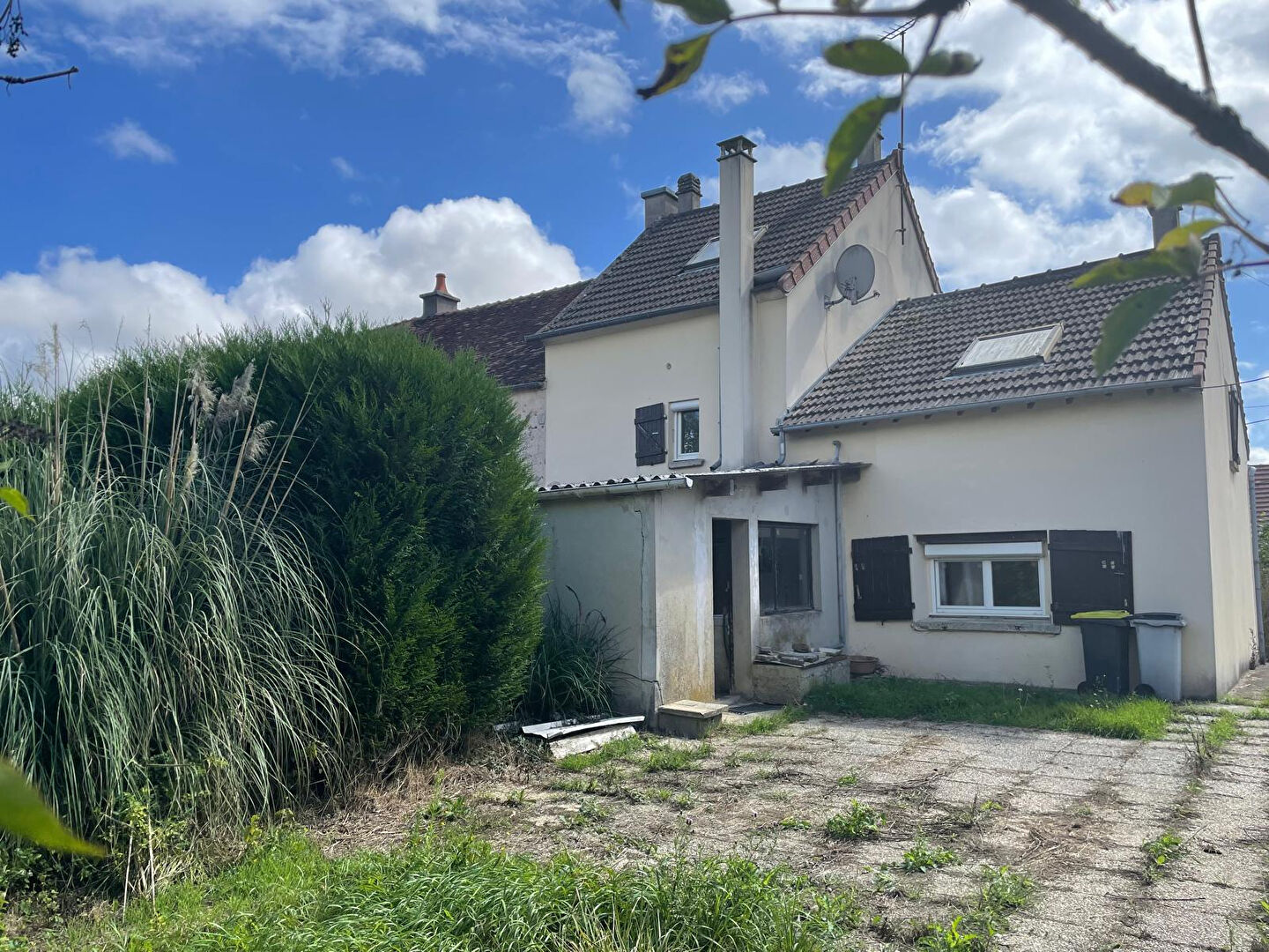 Agence immobilière de KRIS IMMOBILIER MONTREUIL Montreuil aux lions - KRIS IMMOBILIER MONTREUIL