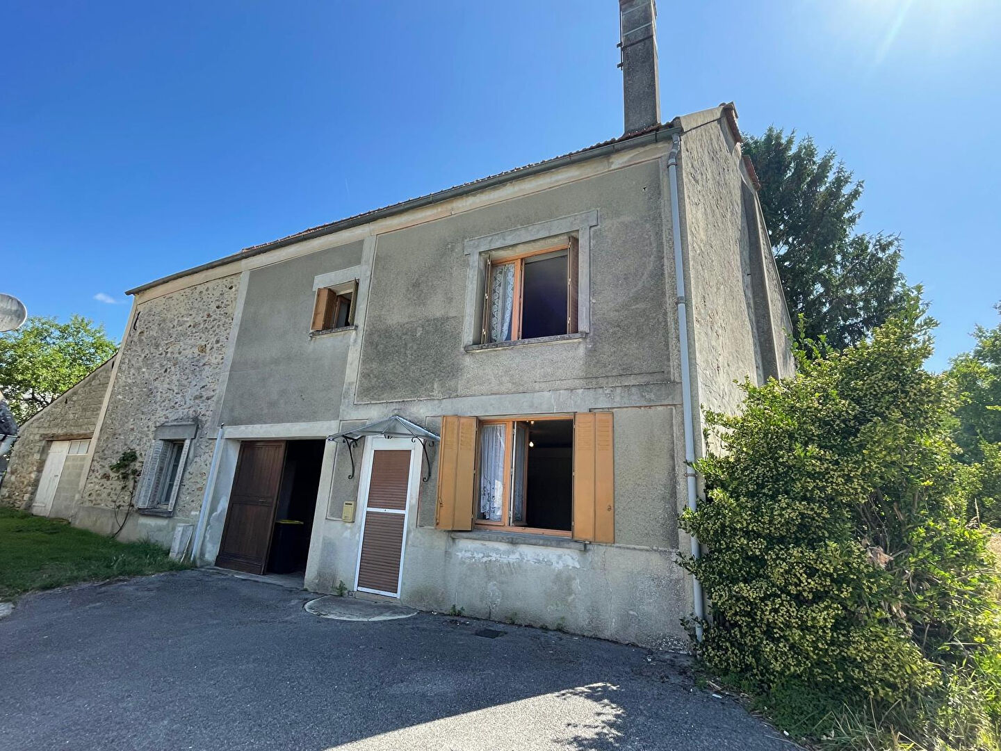 Agence immobilière de KRIS IMMOBILIER MONTREUIL Montreuil aux lions - KRIS IMMOBILIER MONTREUIL
