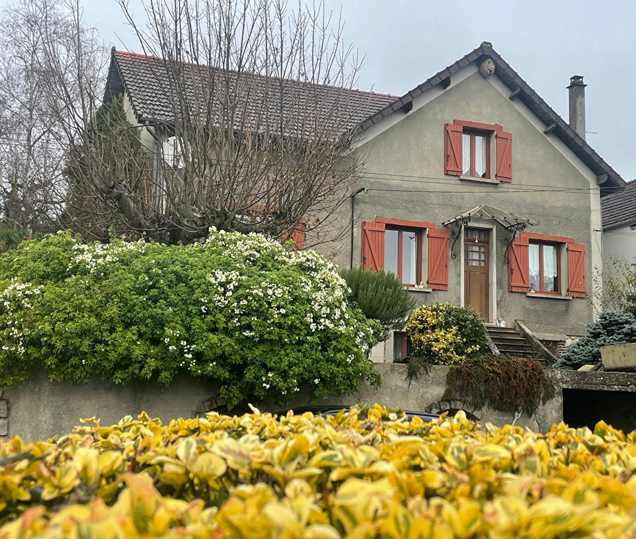 Agence immobilière de KRIS IMMOBILIER MONTREUIL Montreuil aux lions - KRIS IMMOBILIER MONTREUIL