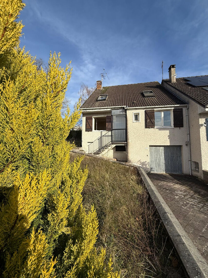 Agence immobilière de KRIS IMMOBILIER MONTREUIL Montreuil aux lions - KRIS IMMOBILIER MONTREUIL