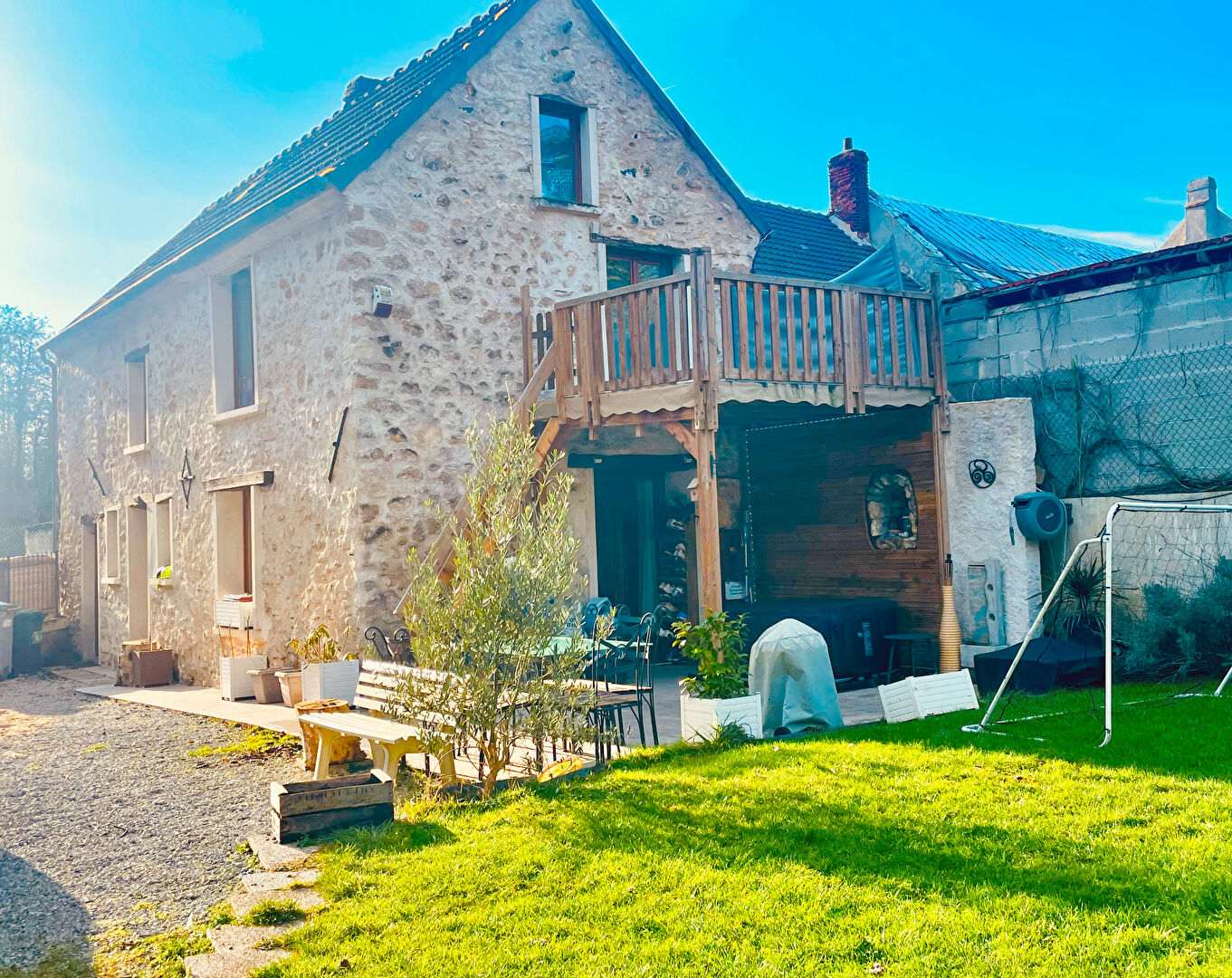 Agence immobilière de KRIS IMMOBILIER MONTREUIL Montreuil aux lions - KRIS IMMOBILIER MONTREUIL