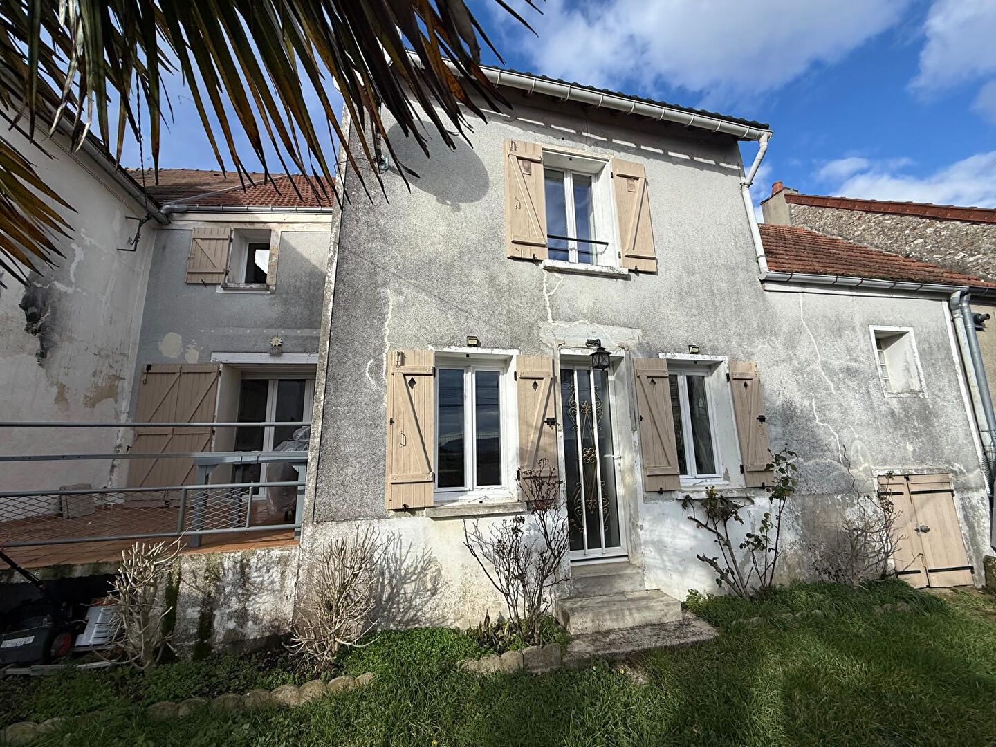Agence immobilière de KRIS IMMOBILIER MONTREUIL Montreuil aux lions - KRIS IMMOBILIER MONTREUIL