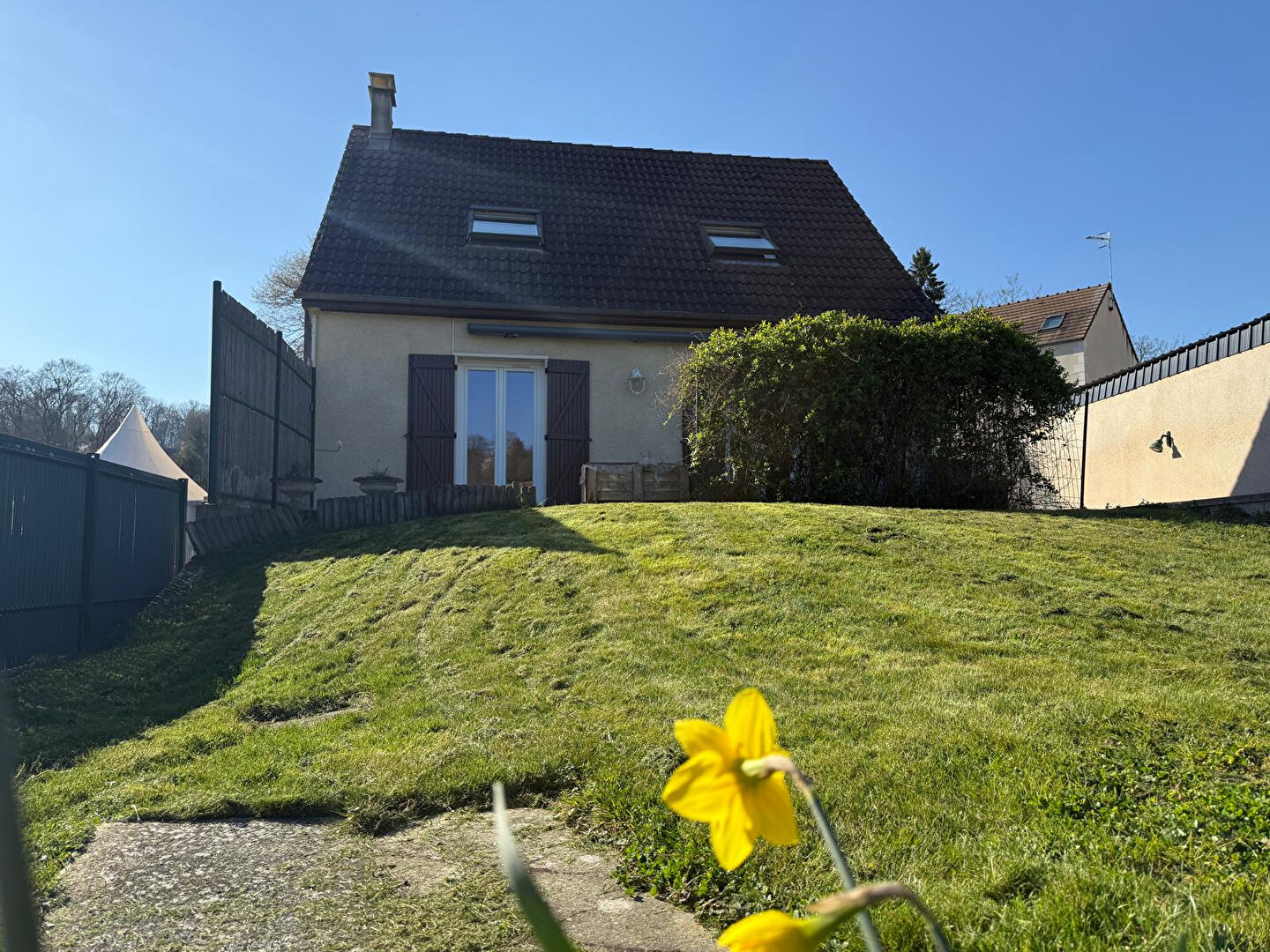 Agence immobilière de KRIS IMMOBILIER MONTREUIL Montreuil aux lions - KRIS IMMOBILIER MONTREUIL