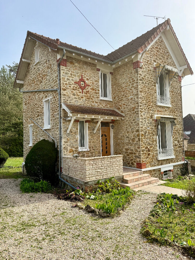 Agence immobilière de KRIS IMMOBILIER MONTREUIL Montreuil aux lions - KRIS IMMOBILIER MONTREUIL