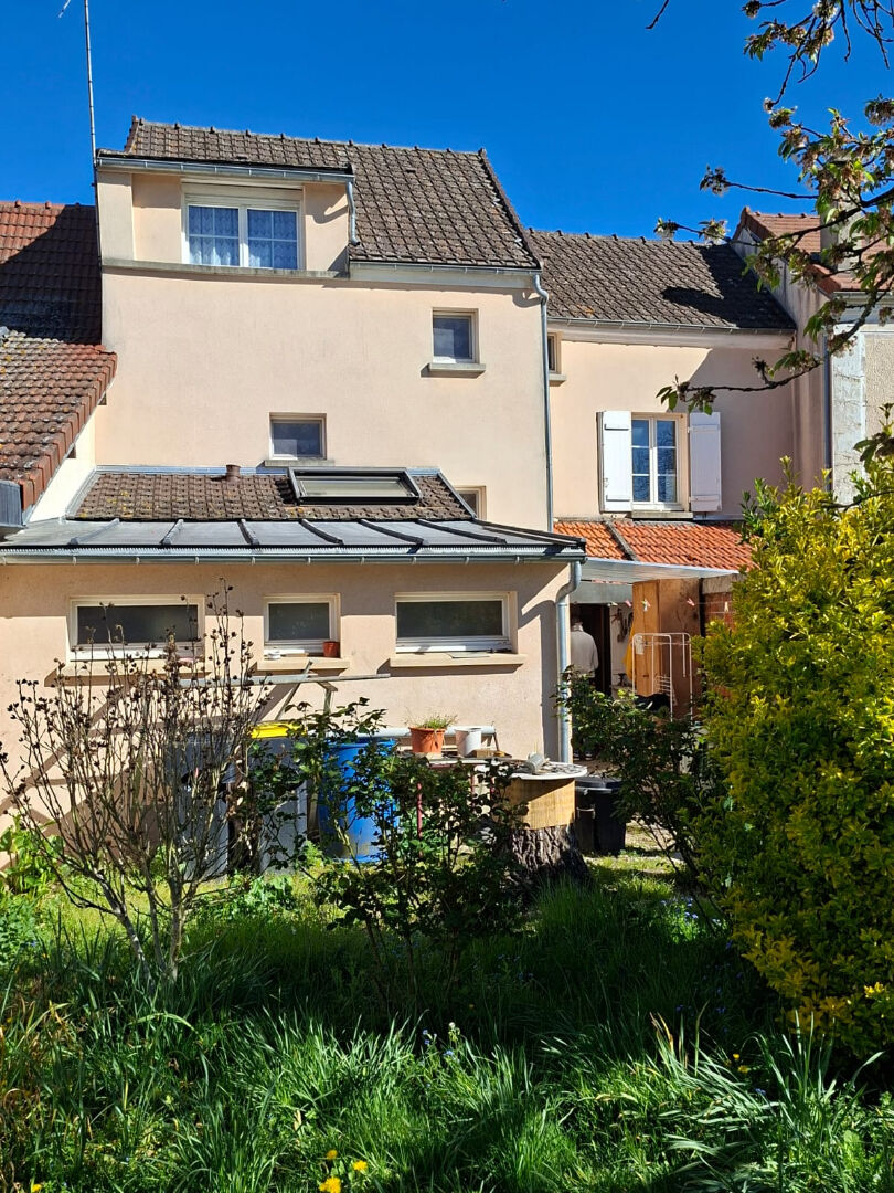 Agence immobilière de KRIS IMMOBILIER MONTREUIL Montreuil aux lions - KRIS IMMOBILIER MONTREUIL