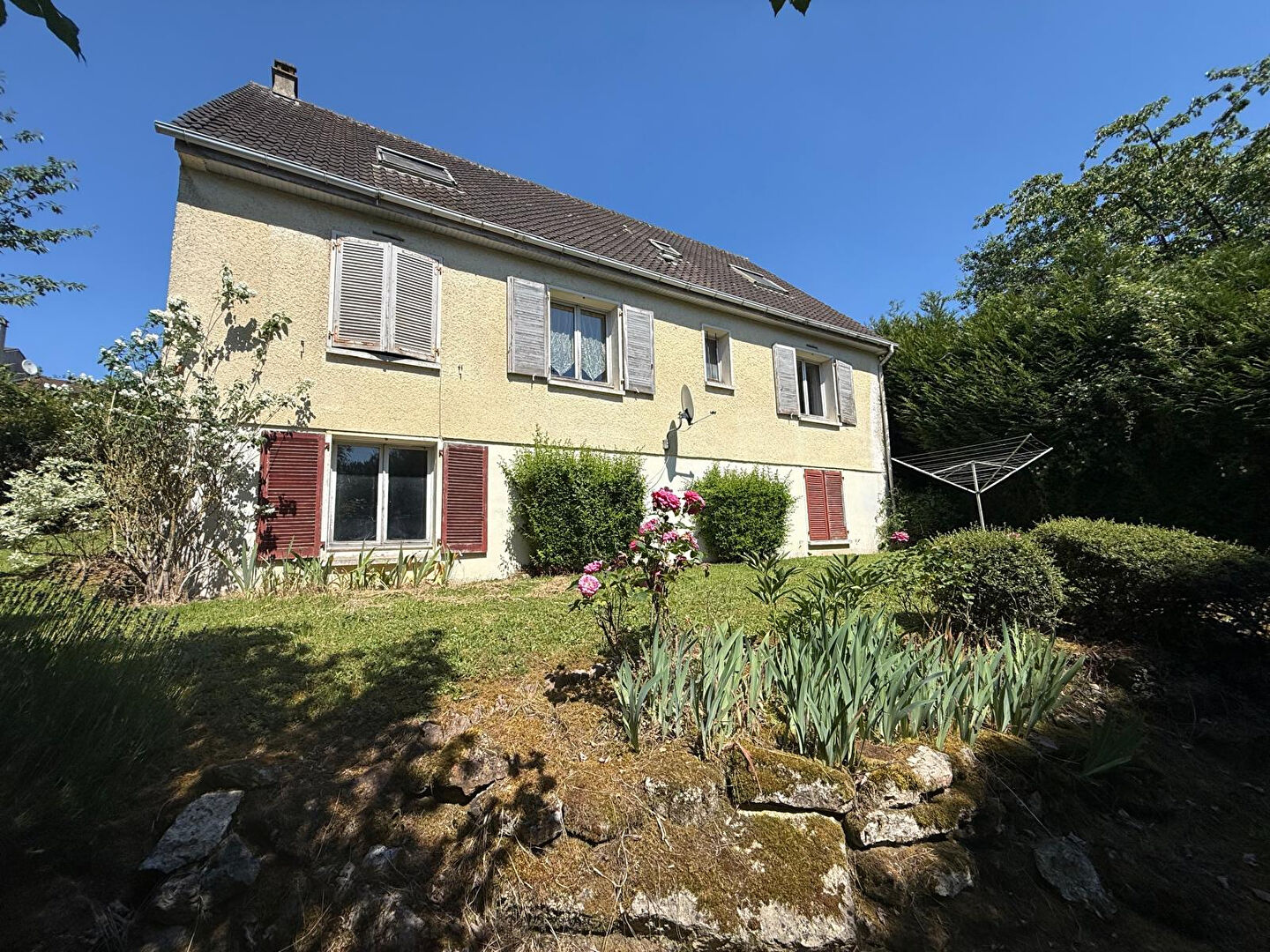 Agence immobilière de KRIS IMMOBILIER MONTREUIL Montreuil aux lions - KRIS IMMOBILIER MONTREUIL