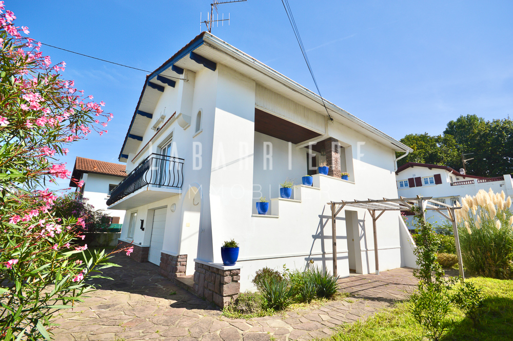Agence immobilière de LABARRIERE IMMOBILIER Saint jean de luz - LABARRIERE IMMOBILIER