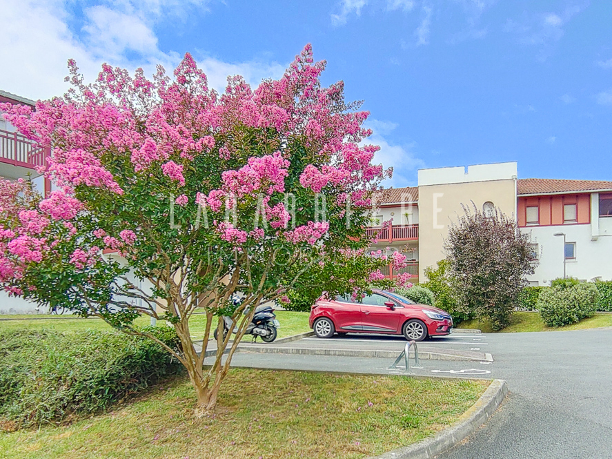 Photo T3 de 69 m² - Terrasse 39 m² , garage & cave. image 2/6