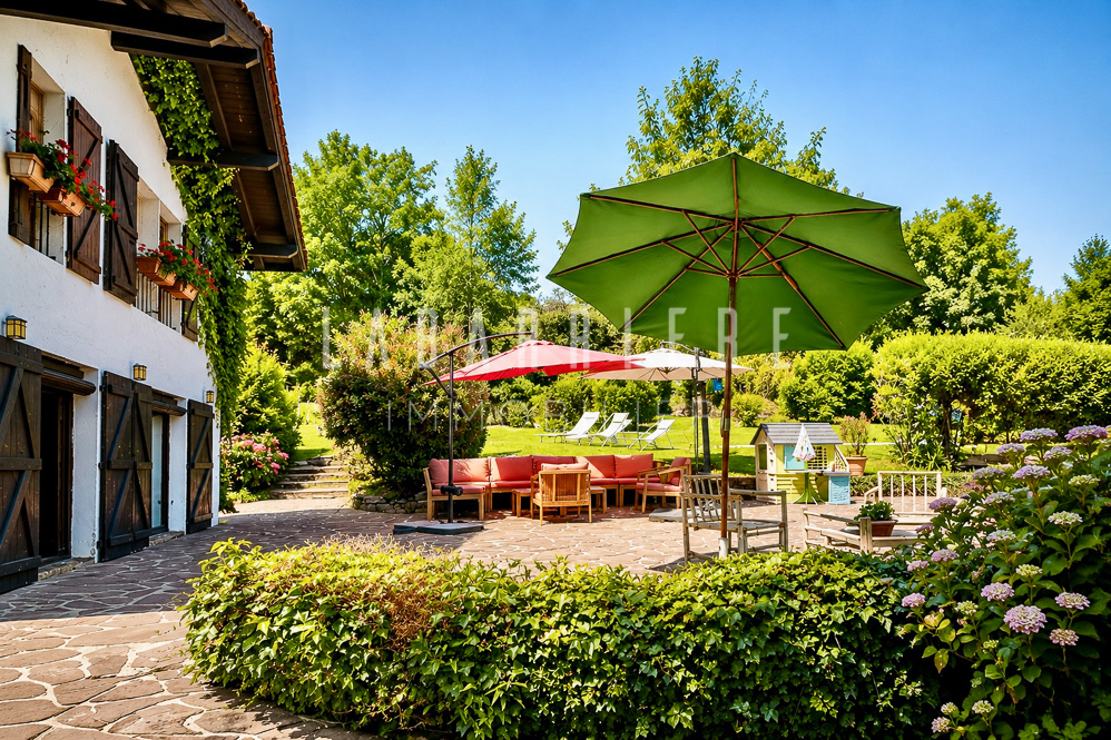 Agence immobilière de LABARRIERE IMMOBILIER Saint jean de luz - LABARRIERE IMMOBILIER