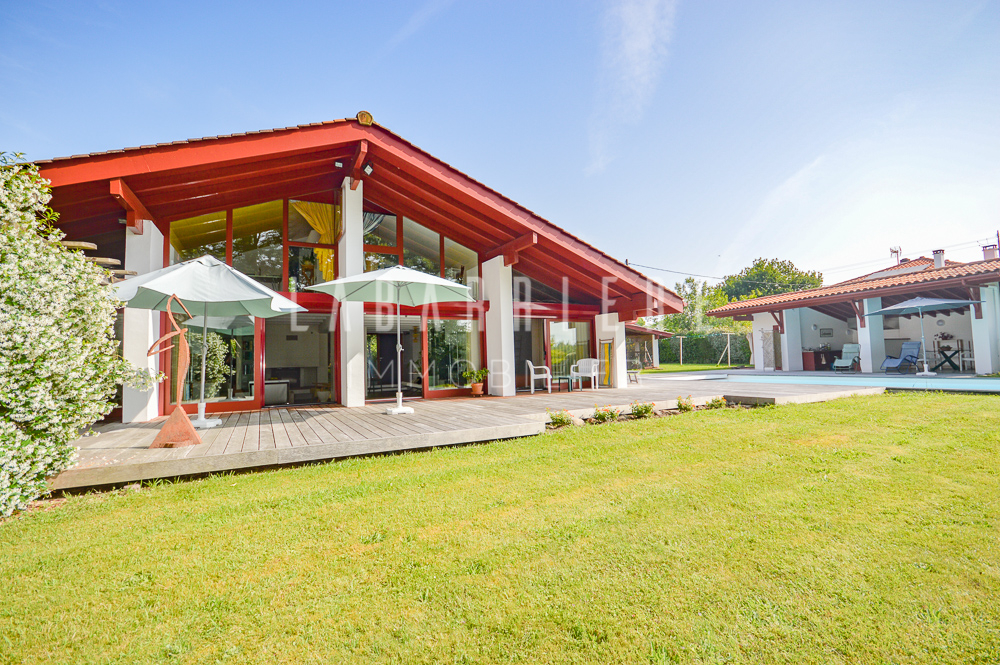 Agence immobilière de LABARRIERE IMMOBILIER Saint jean de luz - LABARRIERE IMMOBILIER
