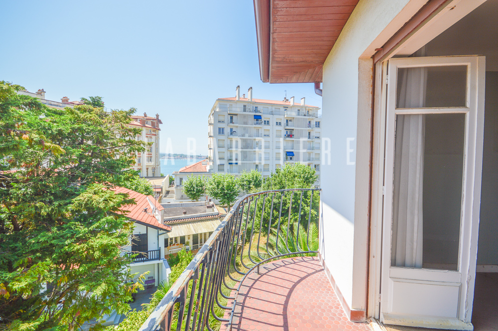 Photo SAINT JEAN DE LUZ 64500 - T3 - BALCON - CAVE - STATIONNEMENT. image 1/6