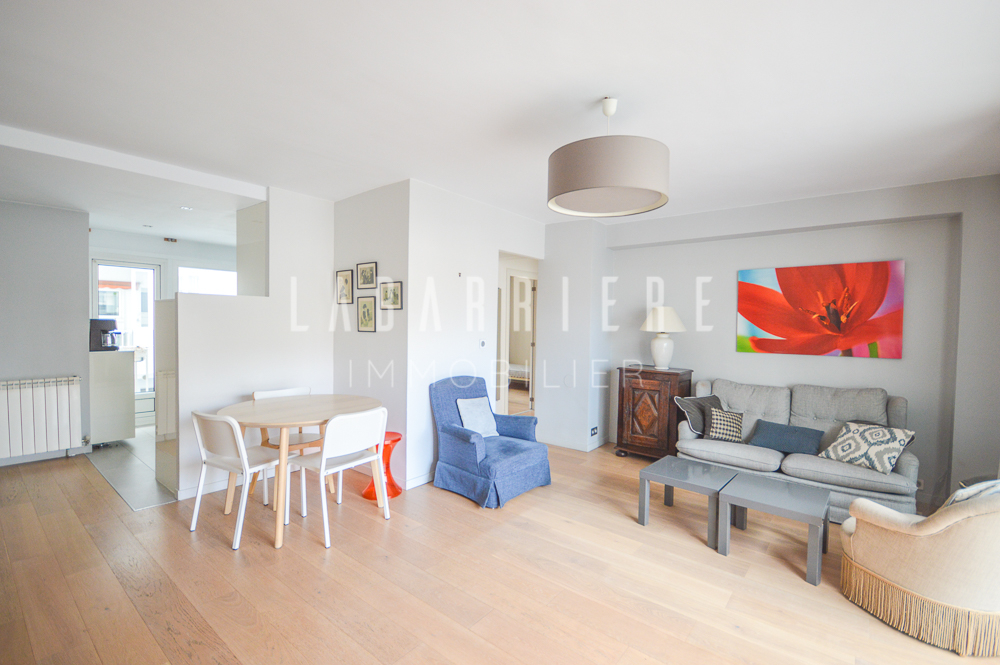 T3 de 64 m², avec balcons et cave au centre-ville