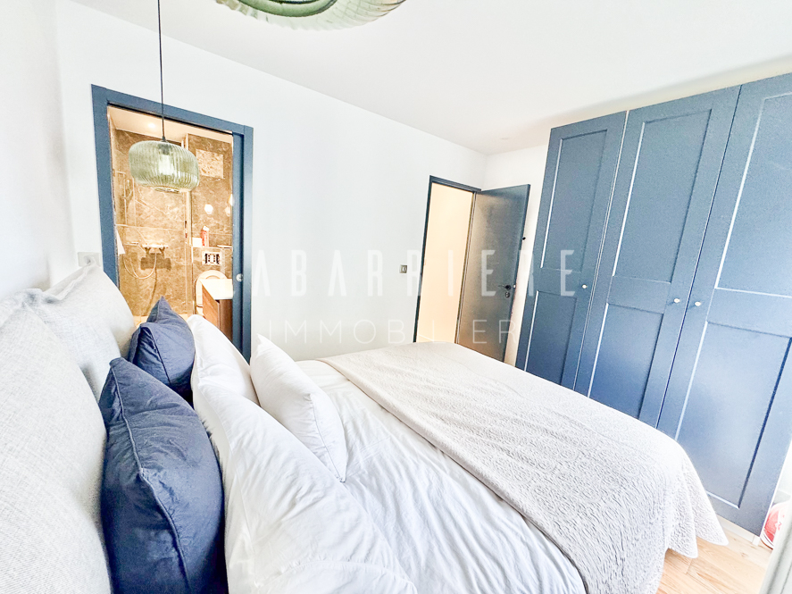 Photo Appartement T4 rénové avec goût, loggia, balcon et cave image 3/6