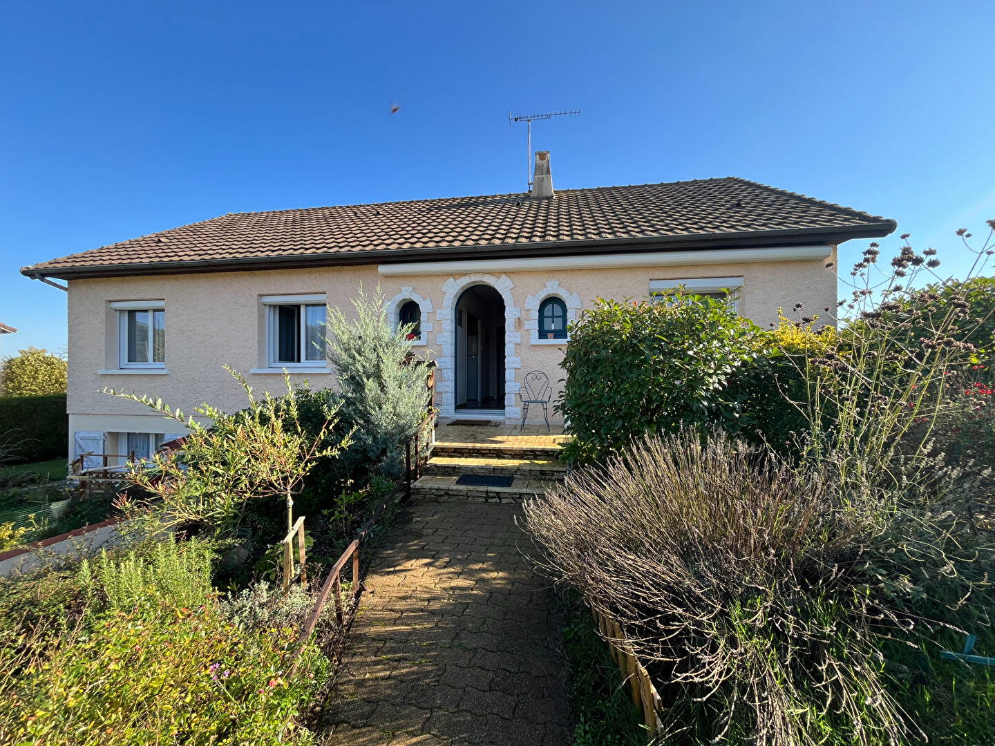 Agence immobilière de LABELL IMMOBILIER St benoit