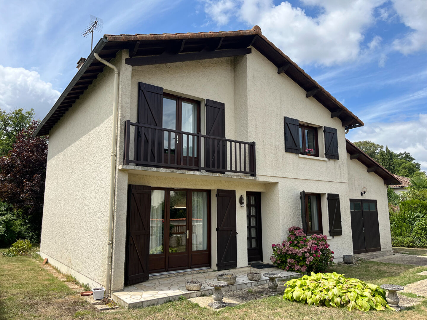Agence immobilière de LABELL IMMOBILIER St benoit