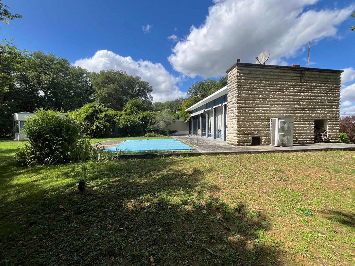 Photo Maison Saint Benoit 259 m2 image 2/6