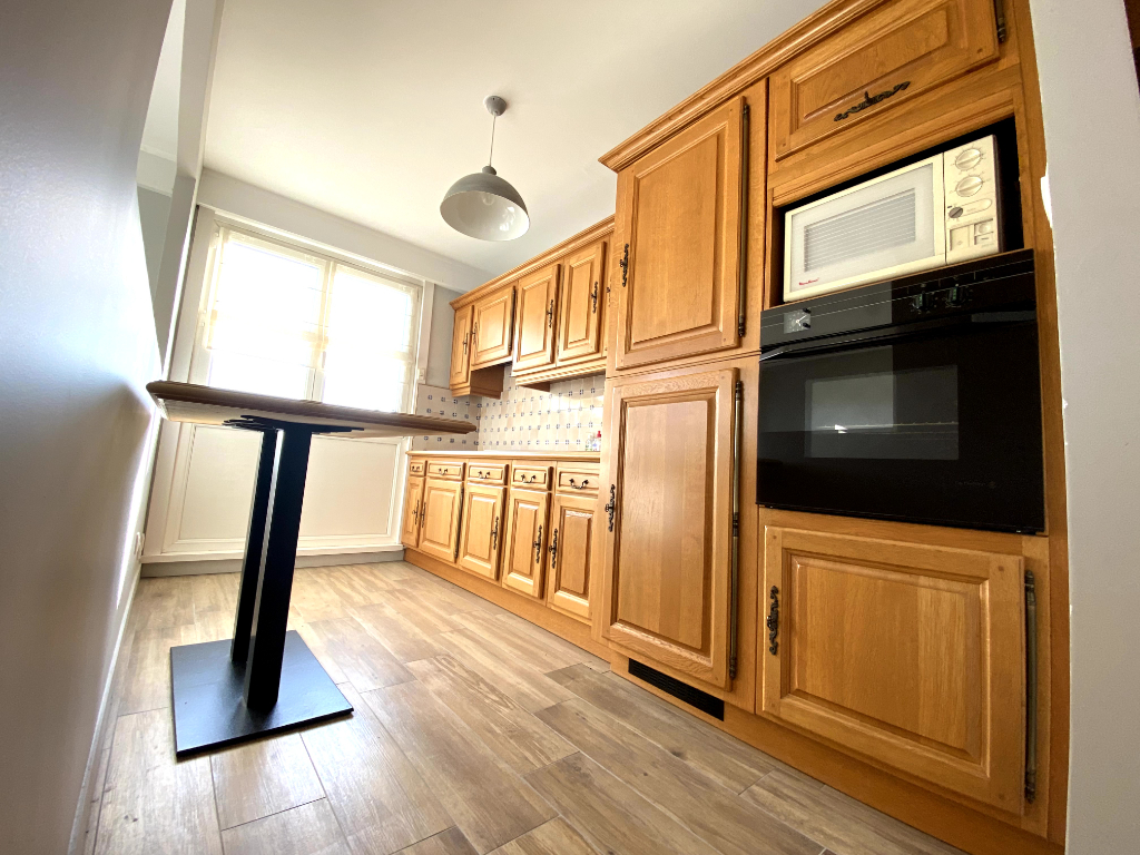 Photo Appartement Centre-ville, 2 chambres, Garage, Cave! image 5/6