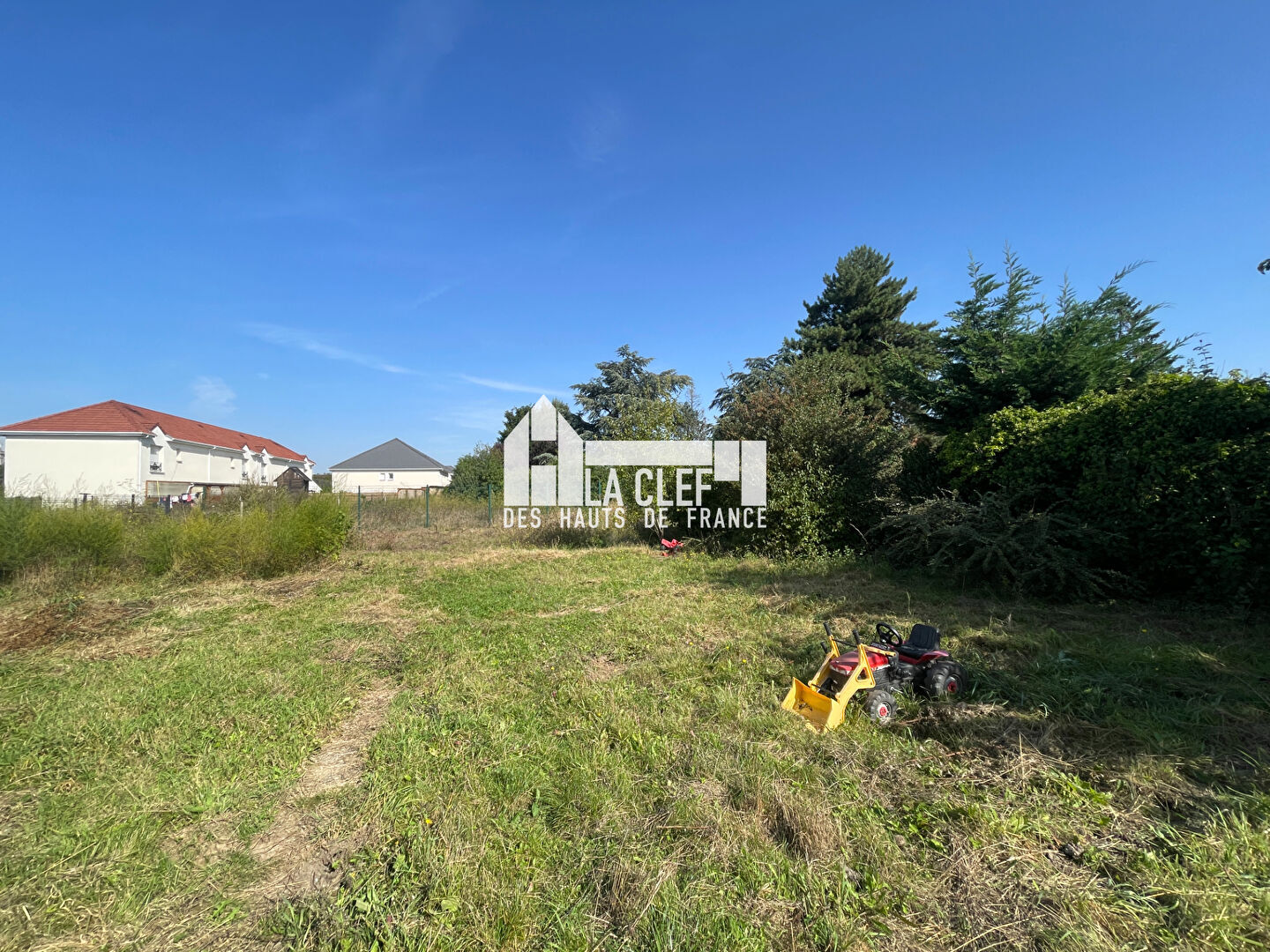 Photo TERRAIN CONSTRUCTIBLE LIBRE DE CONSTRUCTEUR à DOUVRIN (62138) image 2/3