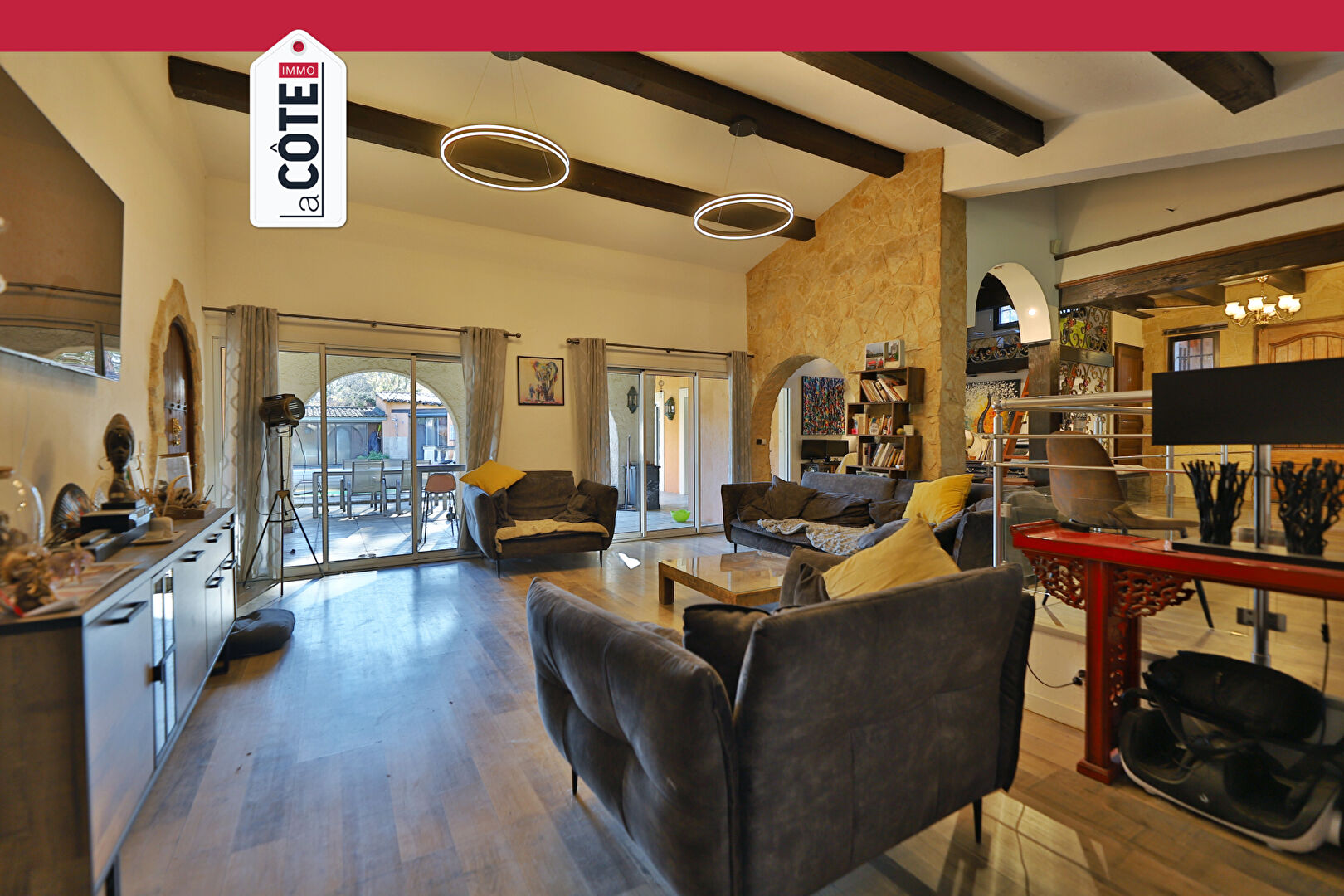 Photo Maison La Barque 6 pièce(s) 265 m2 image 5/6