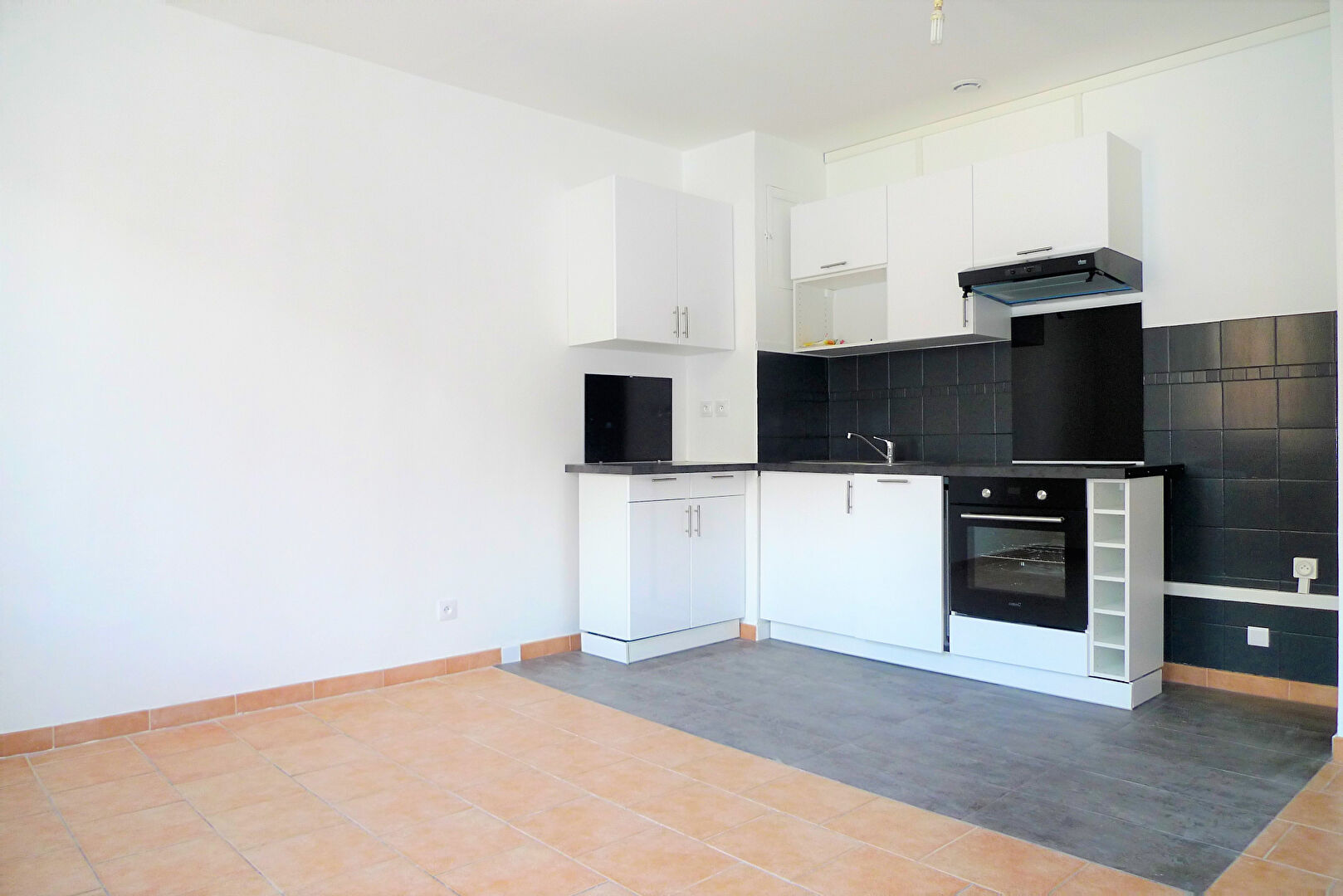 Photo Appartement Marseille 3/4 pièce(s) 59.50 m2 image 4/6