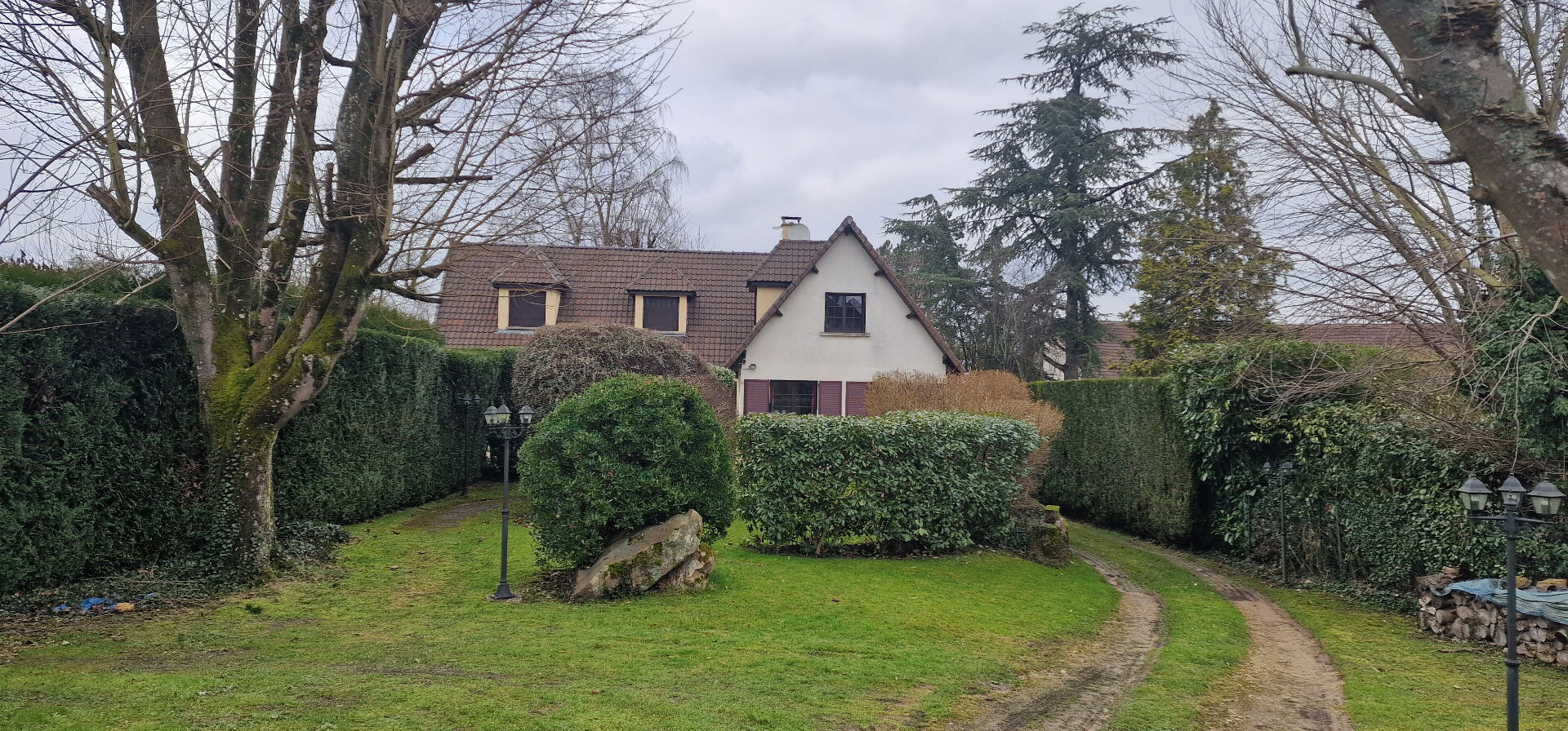 Agence immobilière de L'Agence du Château Fontenay-Tresigny - L'Agence du Château