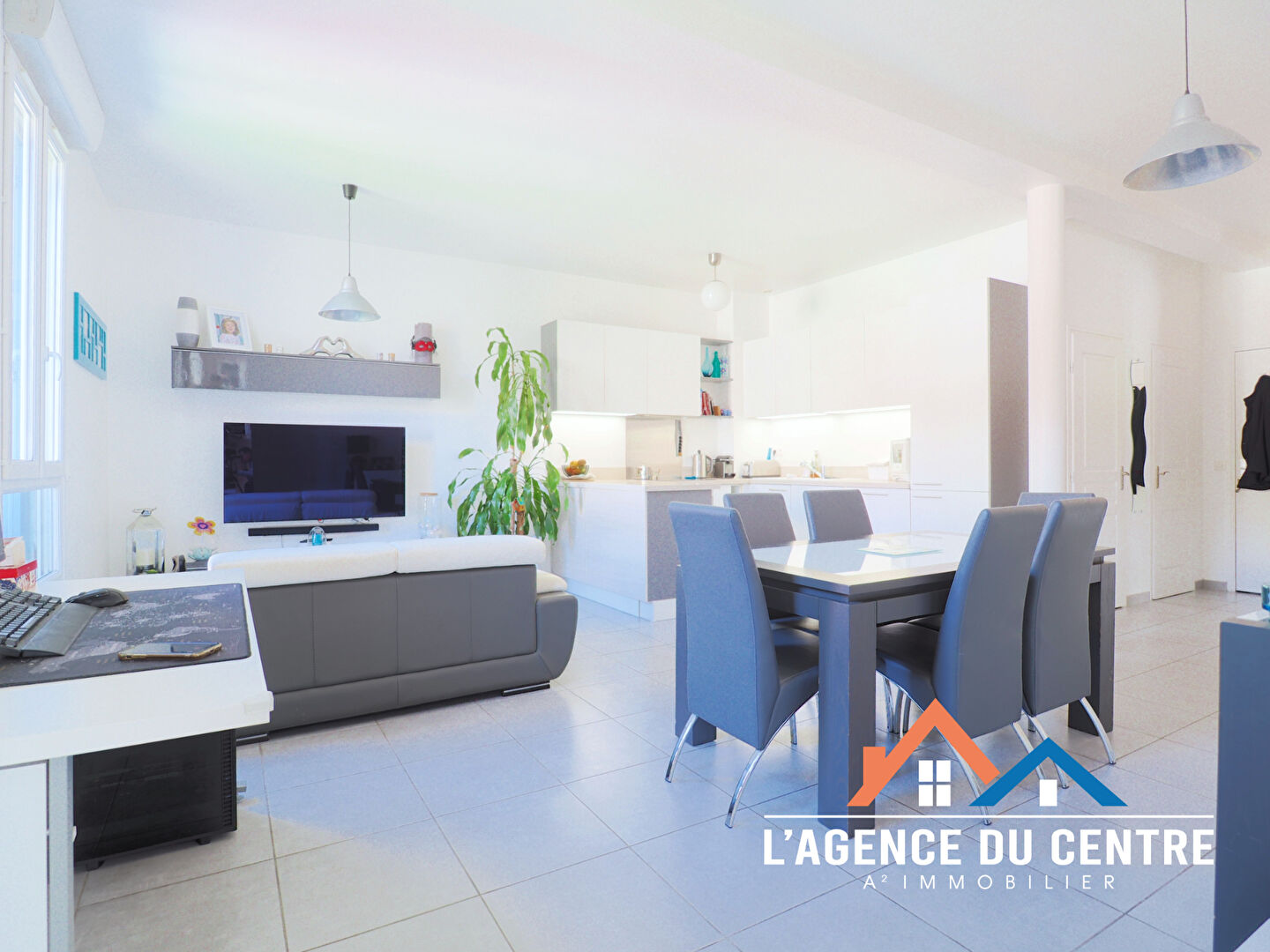 Photo Appartement Historique 3 pièces 68 m2 image 3/6