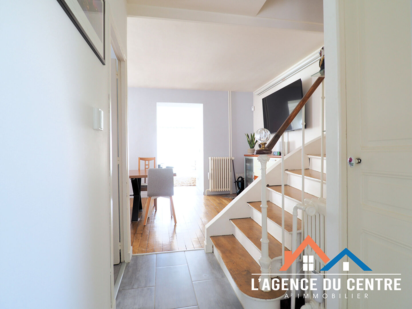 Photo Maison Carrières Sous Poissy 7 pièces 162 m2 + Sous-sol total image 2/6